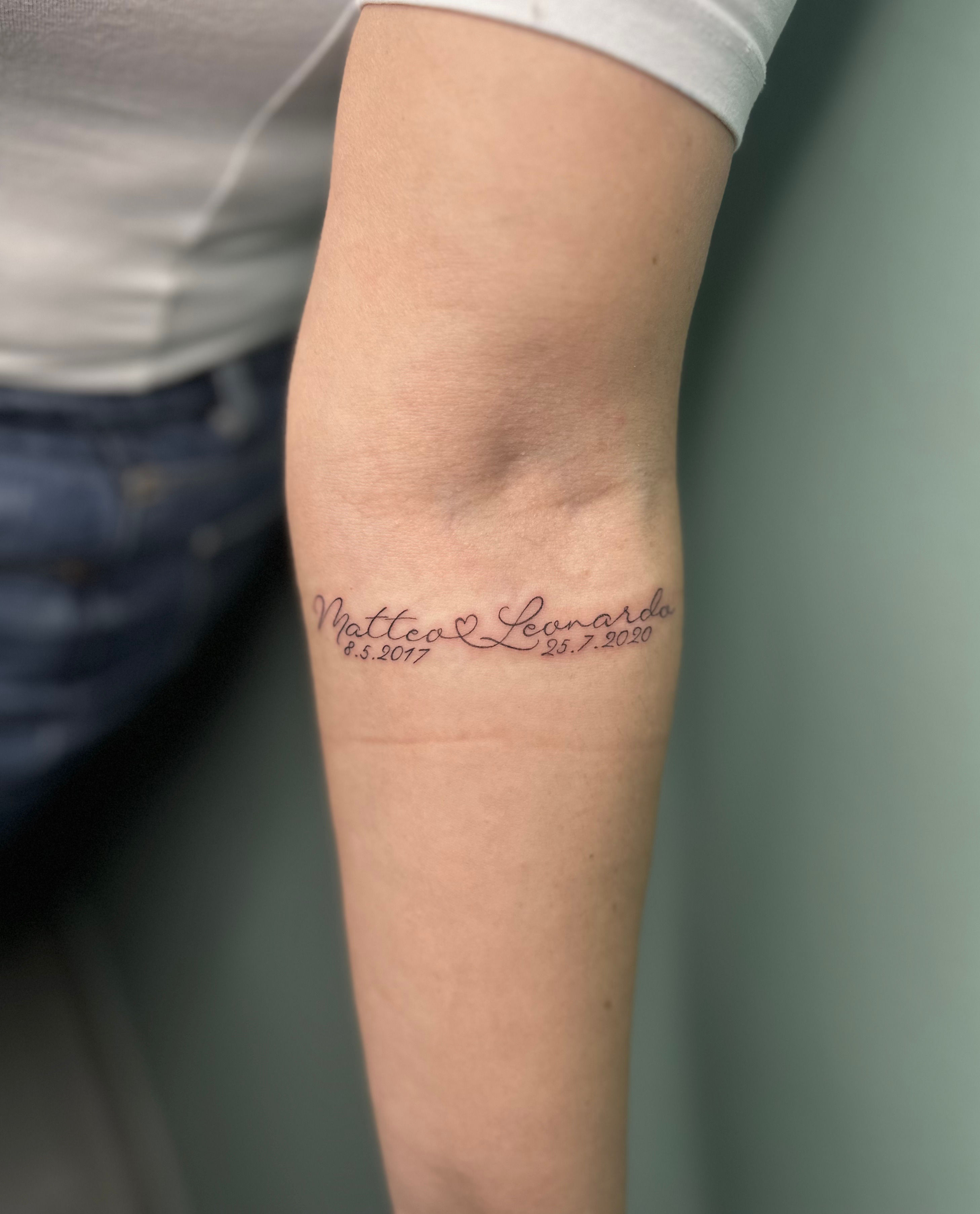 Tatuaggio fineline realizzato da La Phil Tattoo