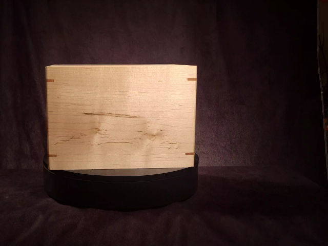 Personalized Large Maple Urn, 378 ci — one-of-a-kind maple cremation urn No. 531