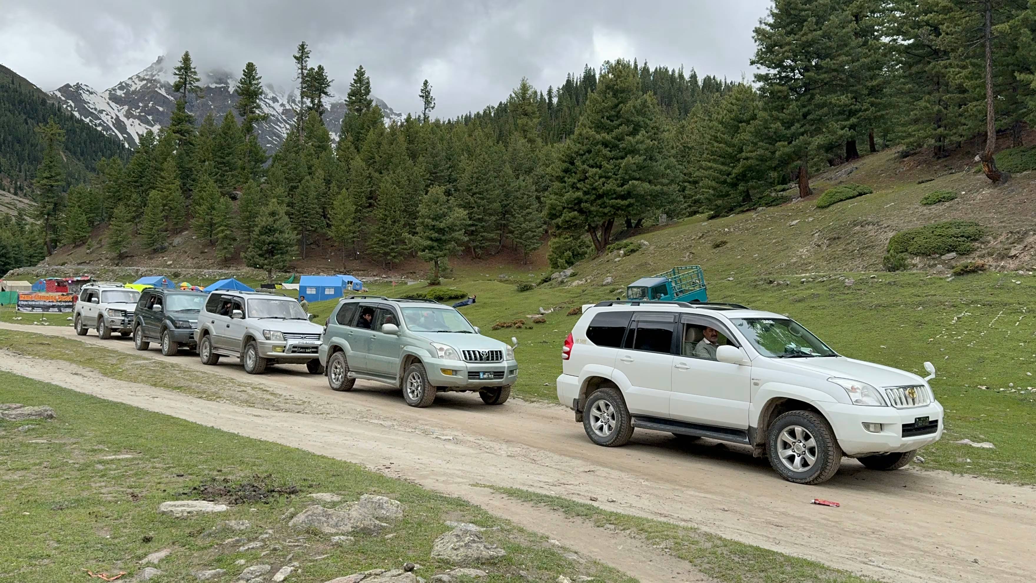 Kaghan Babusar Pass/Hunza Jeep Safari