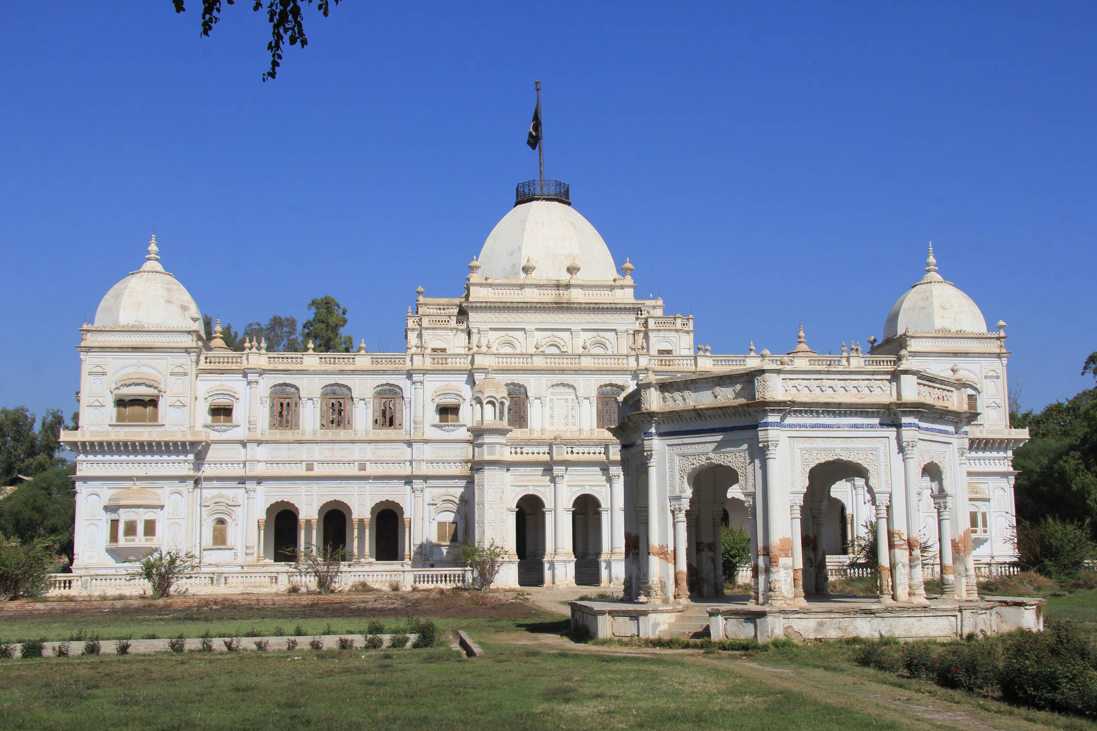 Lahore, Multan & Mohenjo-daro Tour – Journey Through the Ancient Indus