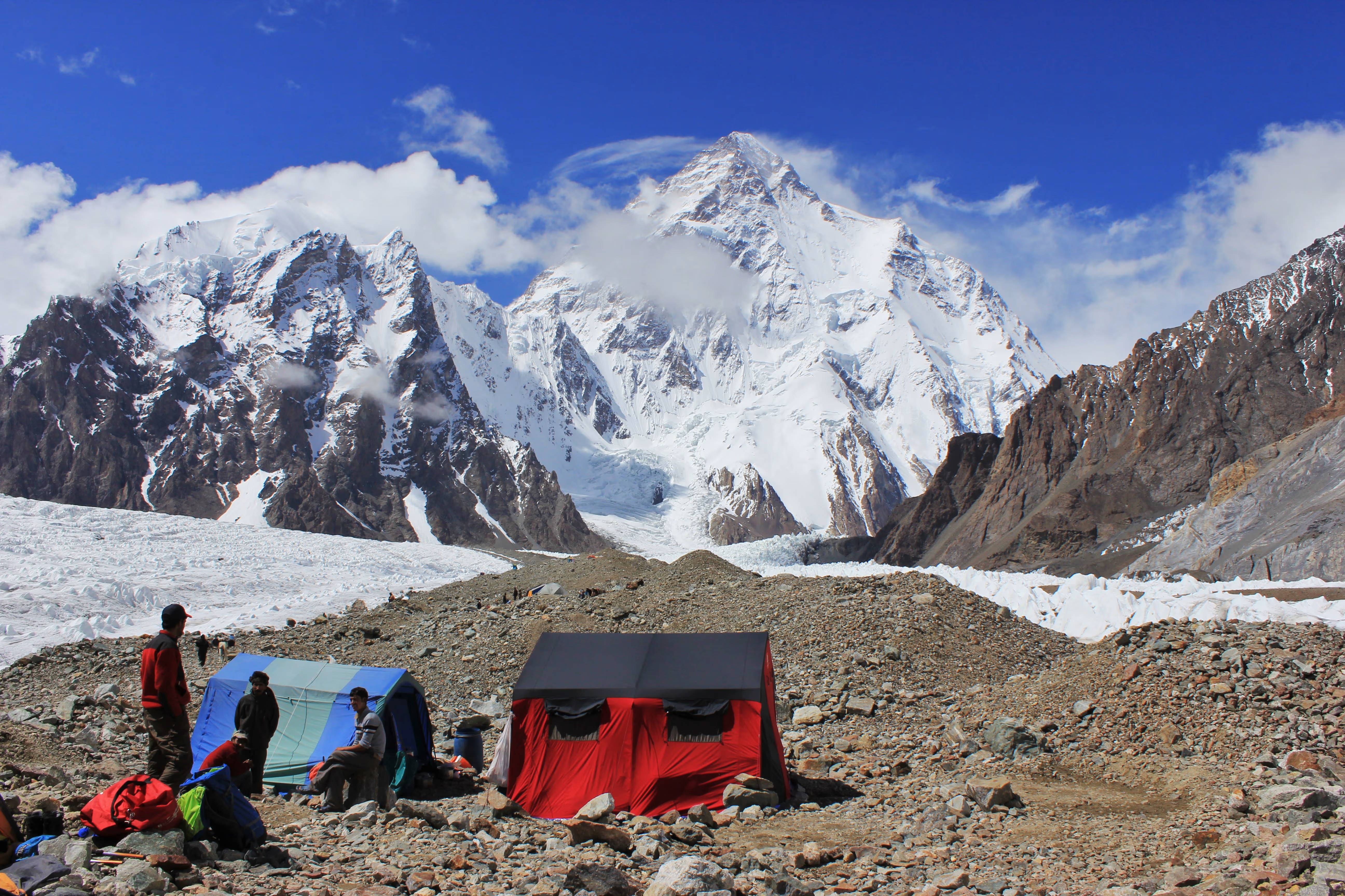 Masherbrum Trekking Guide: Routes, Gear, Acclimatization & Travel Tips