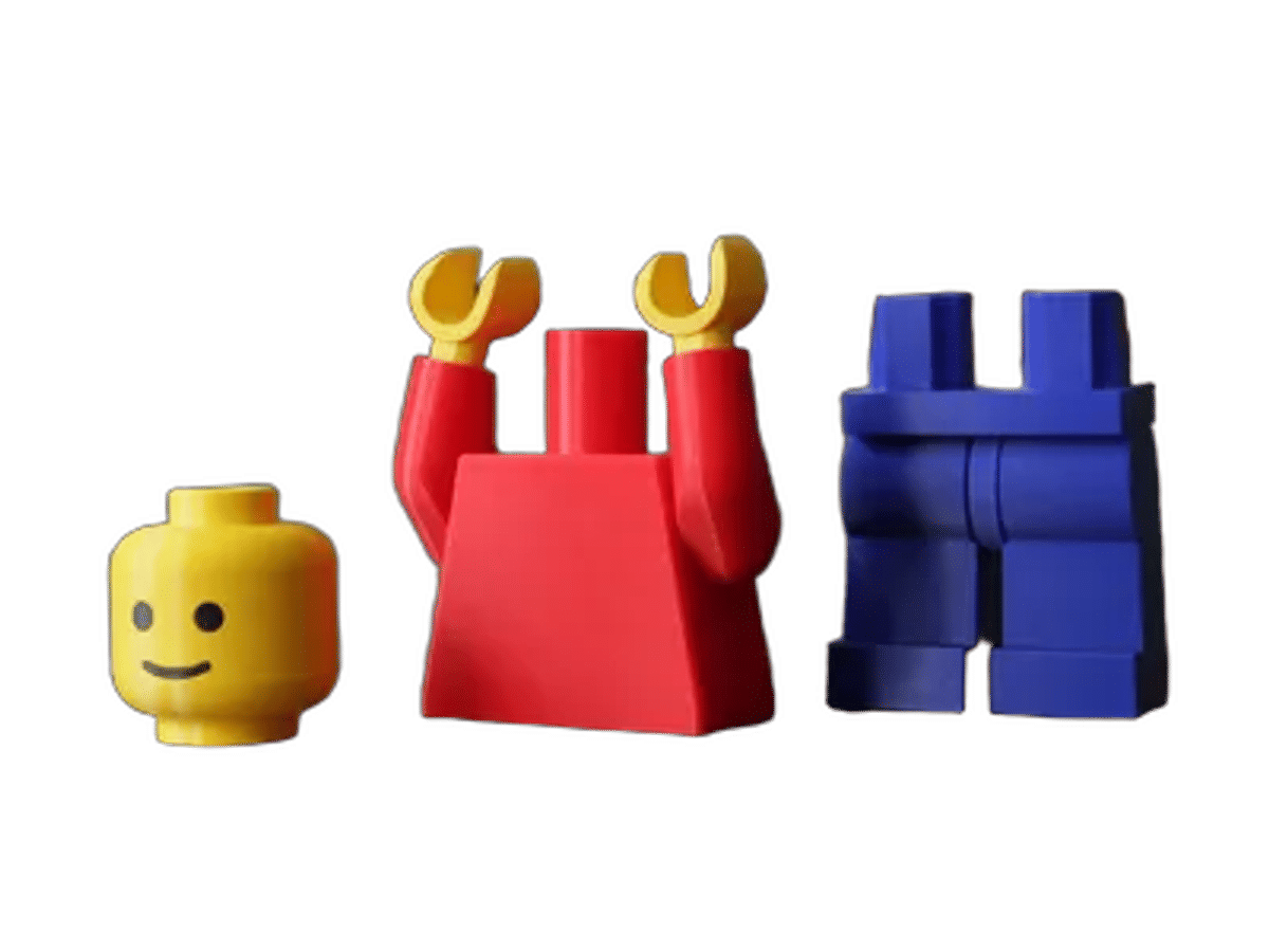 Articulated Brick-Style Figure — Main view