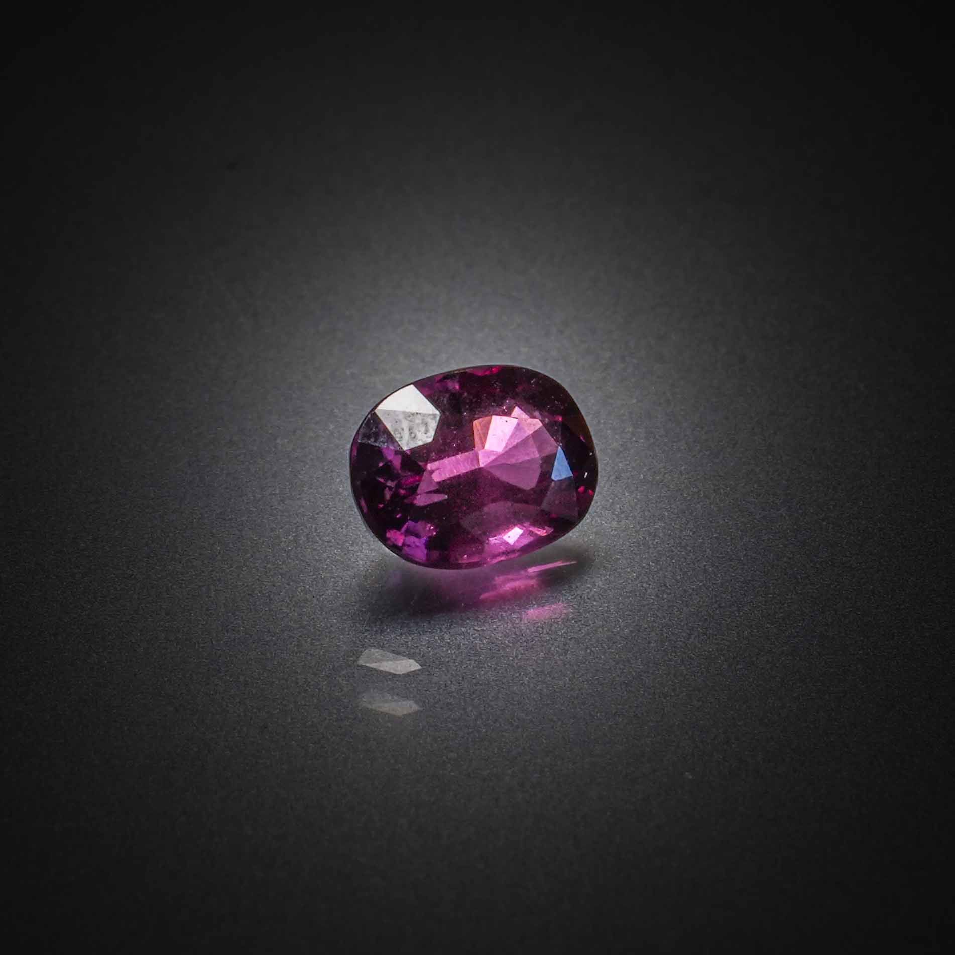 Topaze impériale coeur sur papier. - Lazuli