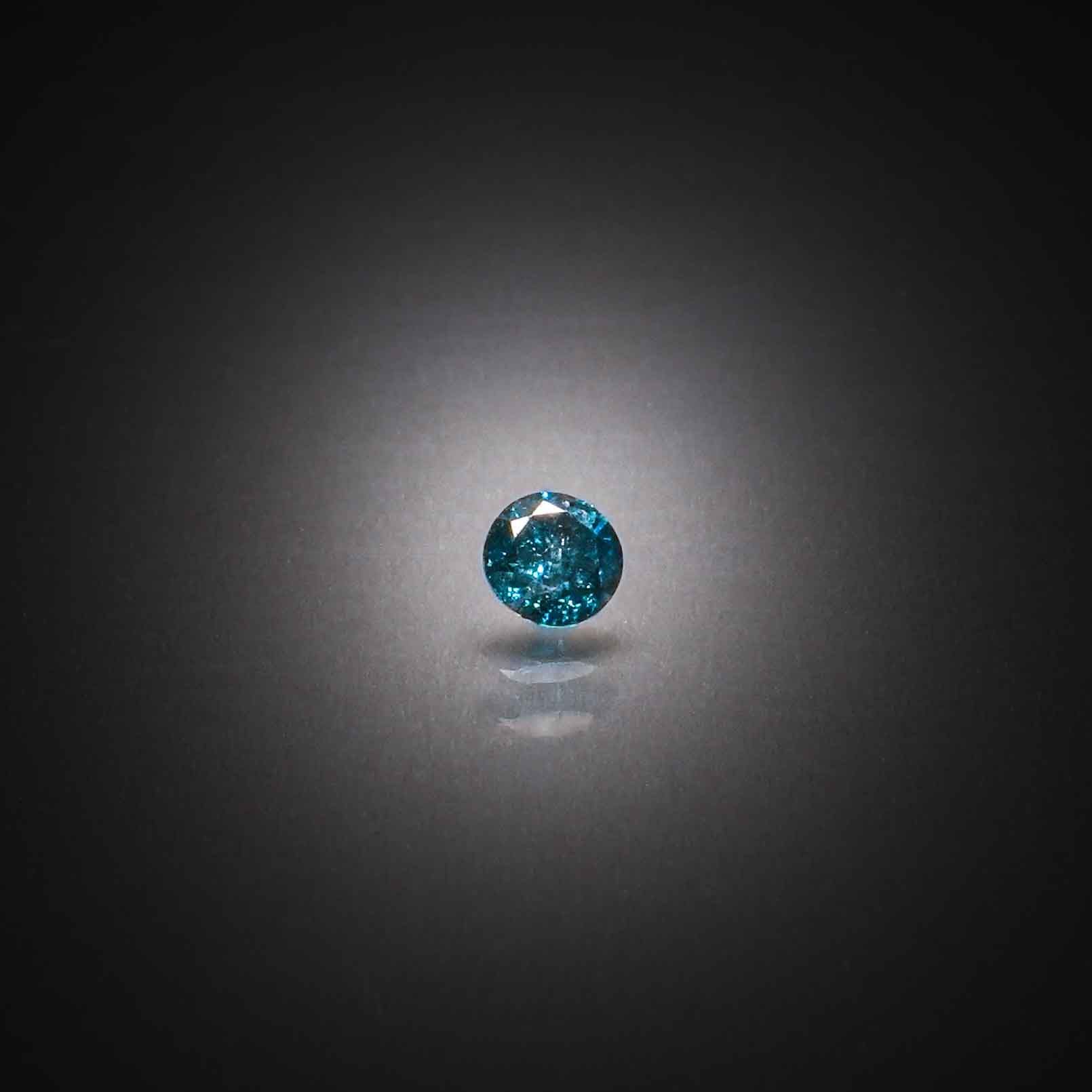 Apatite jaune ovale sur papier. - Lazuli