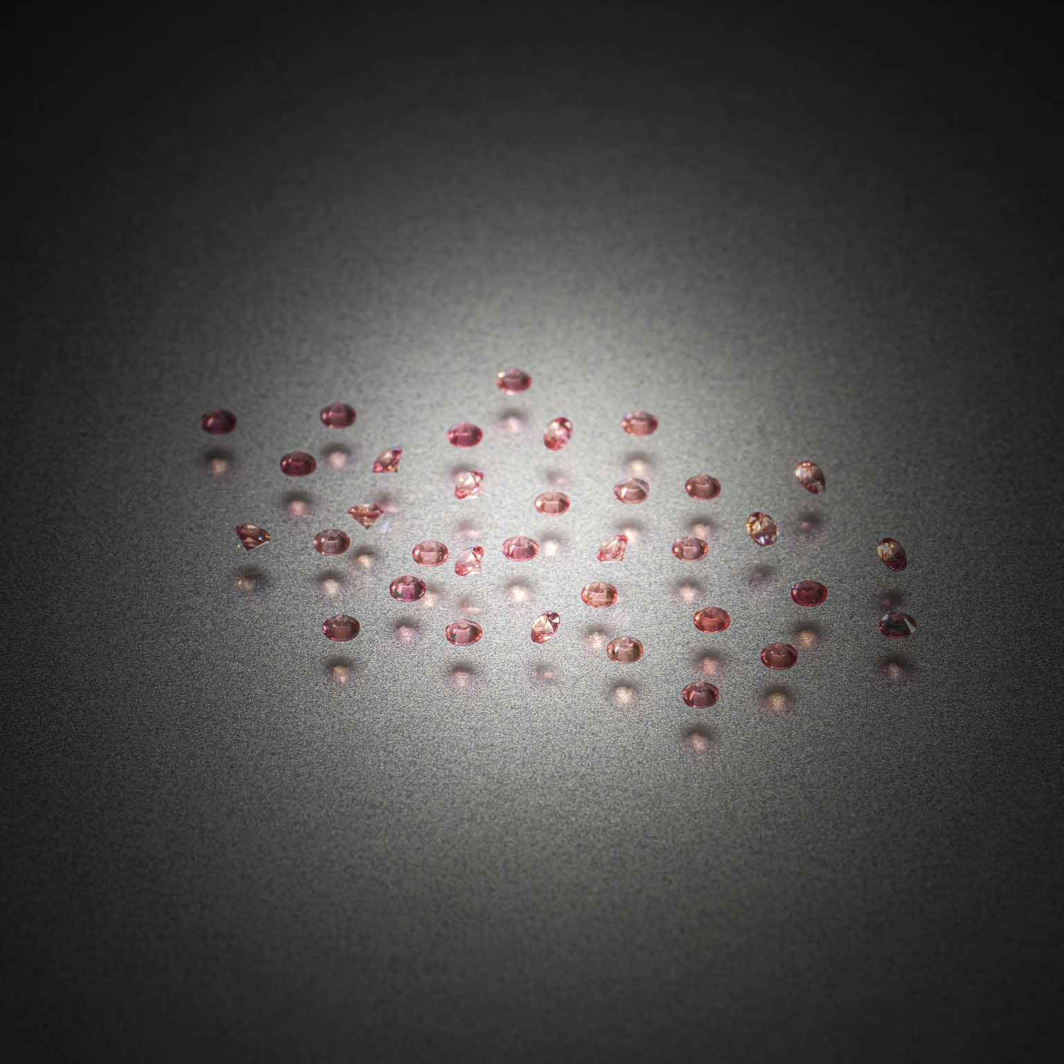 Citrine poire sur papier. - Lazuli