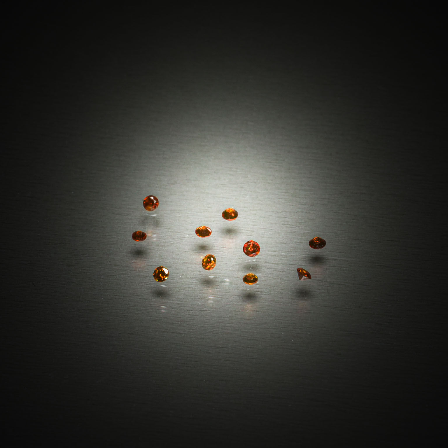 Prasiolite flocon sur papier. - Lazuli