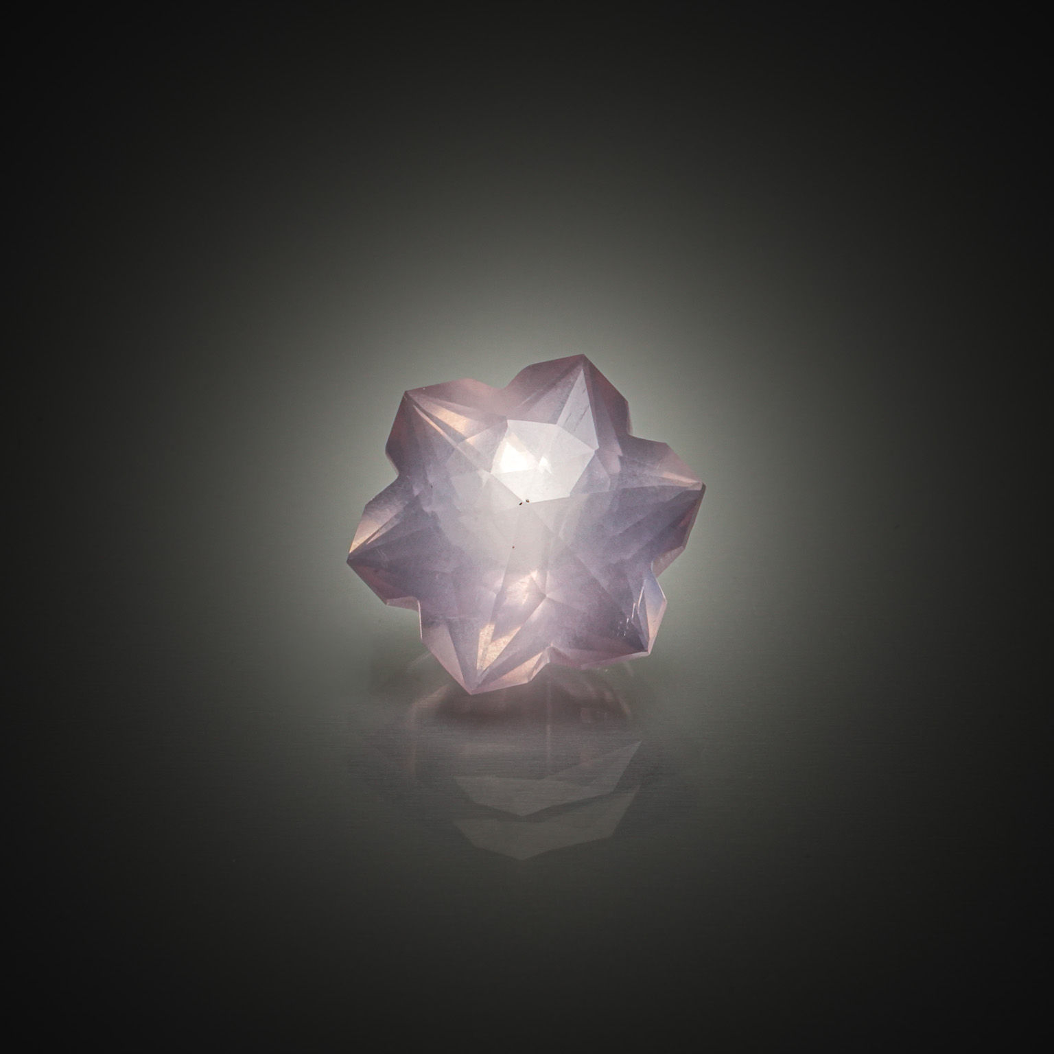 Fluorite verte coussin sur papier. - Lazuli