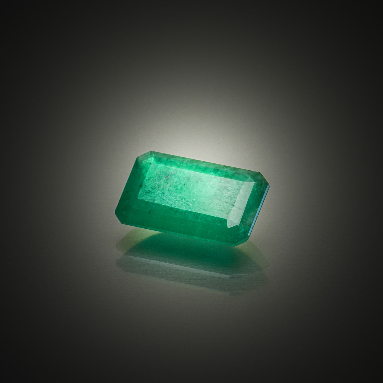 Pierre de lune coussin sur papier. - Lazuli