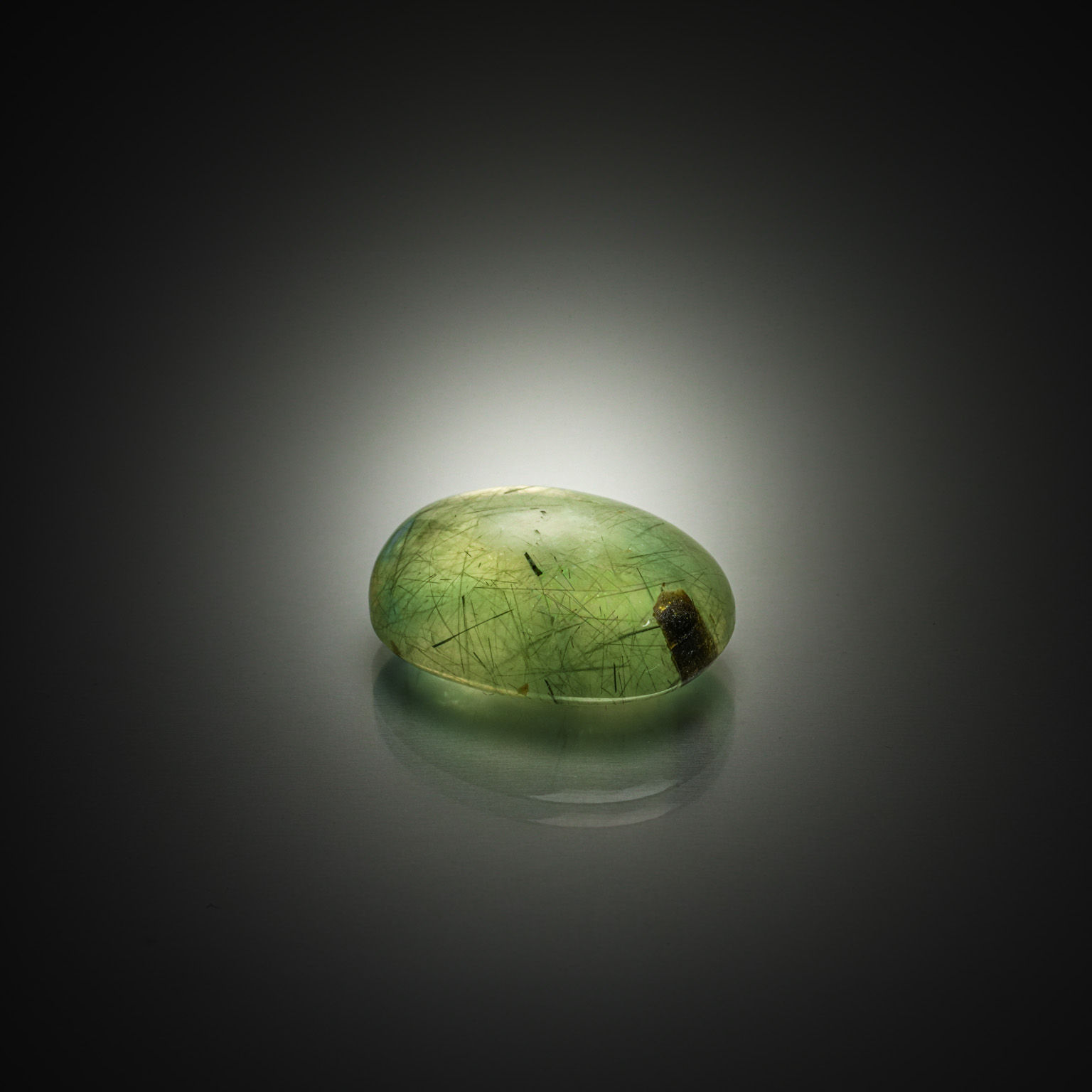 Lot de vingt émeraudes sur papier. - Lazuli