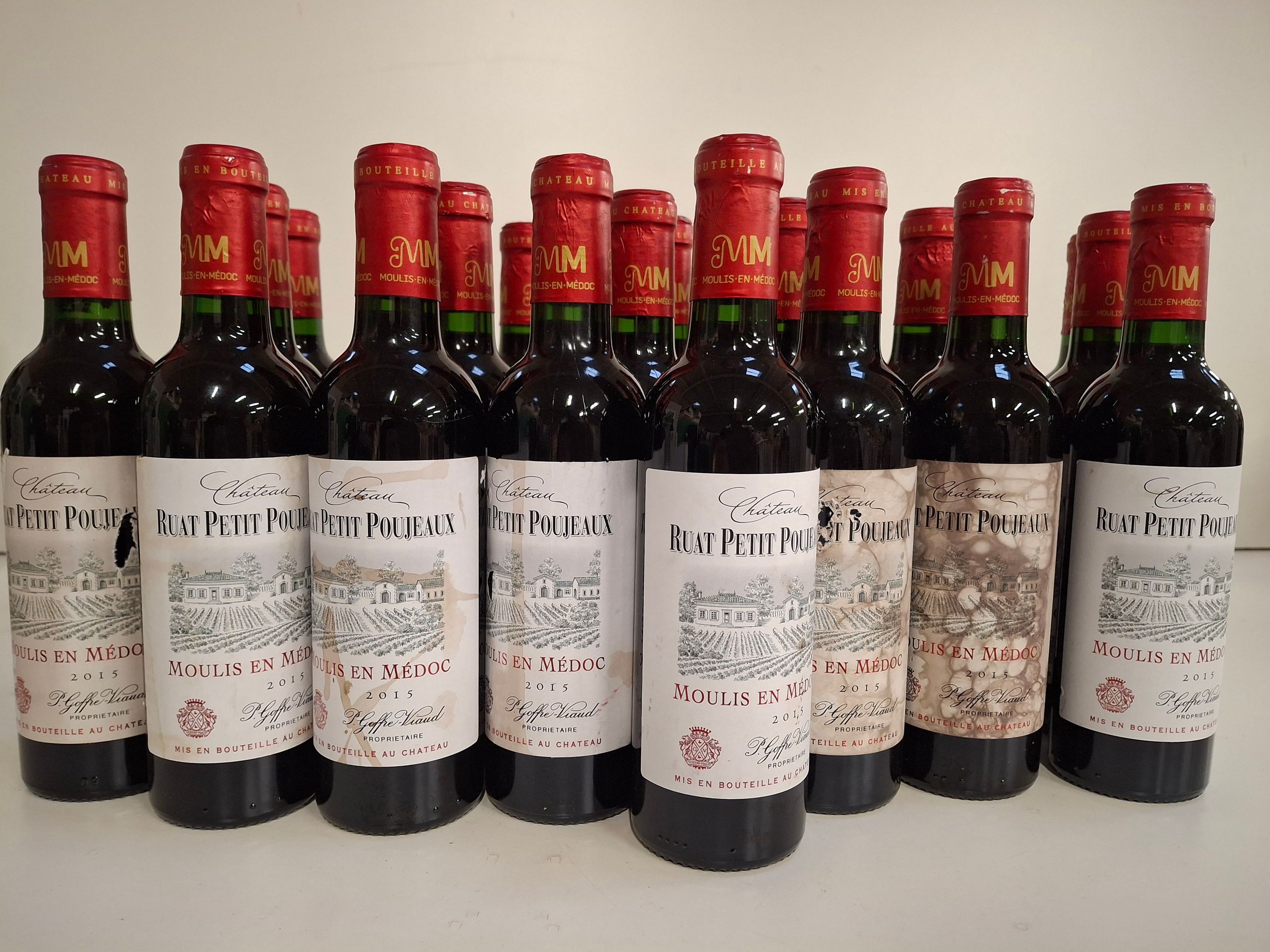 21 bouteilles Poujeaux Moulis 2015 Château Ruat Petit Poujeaux 37 cl - Lazuli