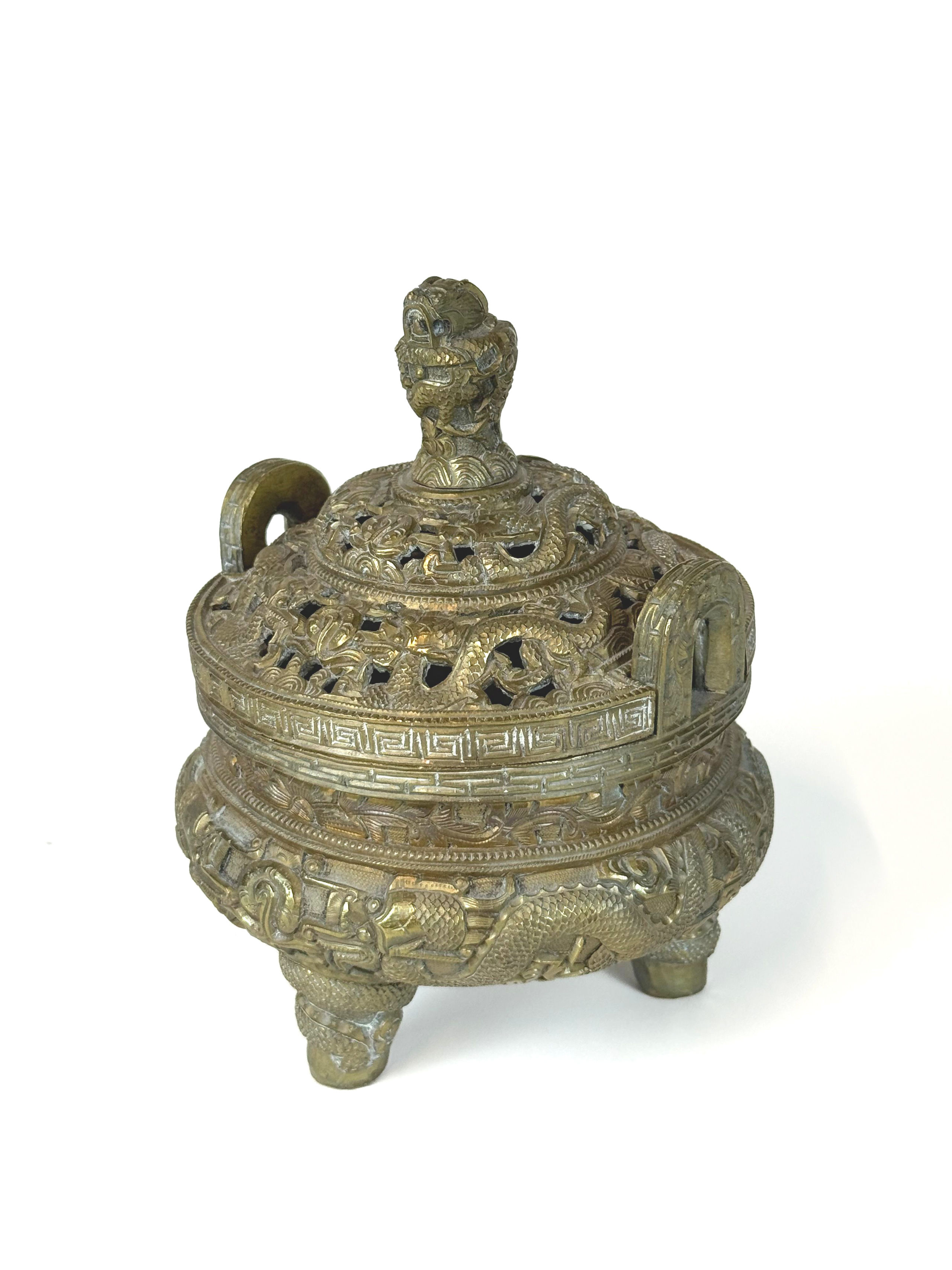 JAPON, Fours d&rsquo;Arita – Epoque MEIJI (1868 – 1912) - Lazuli