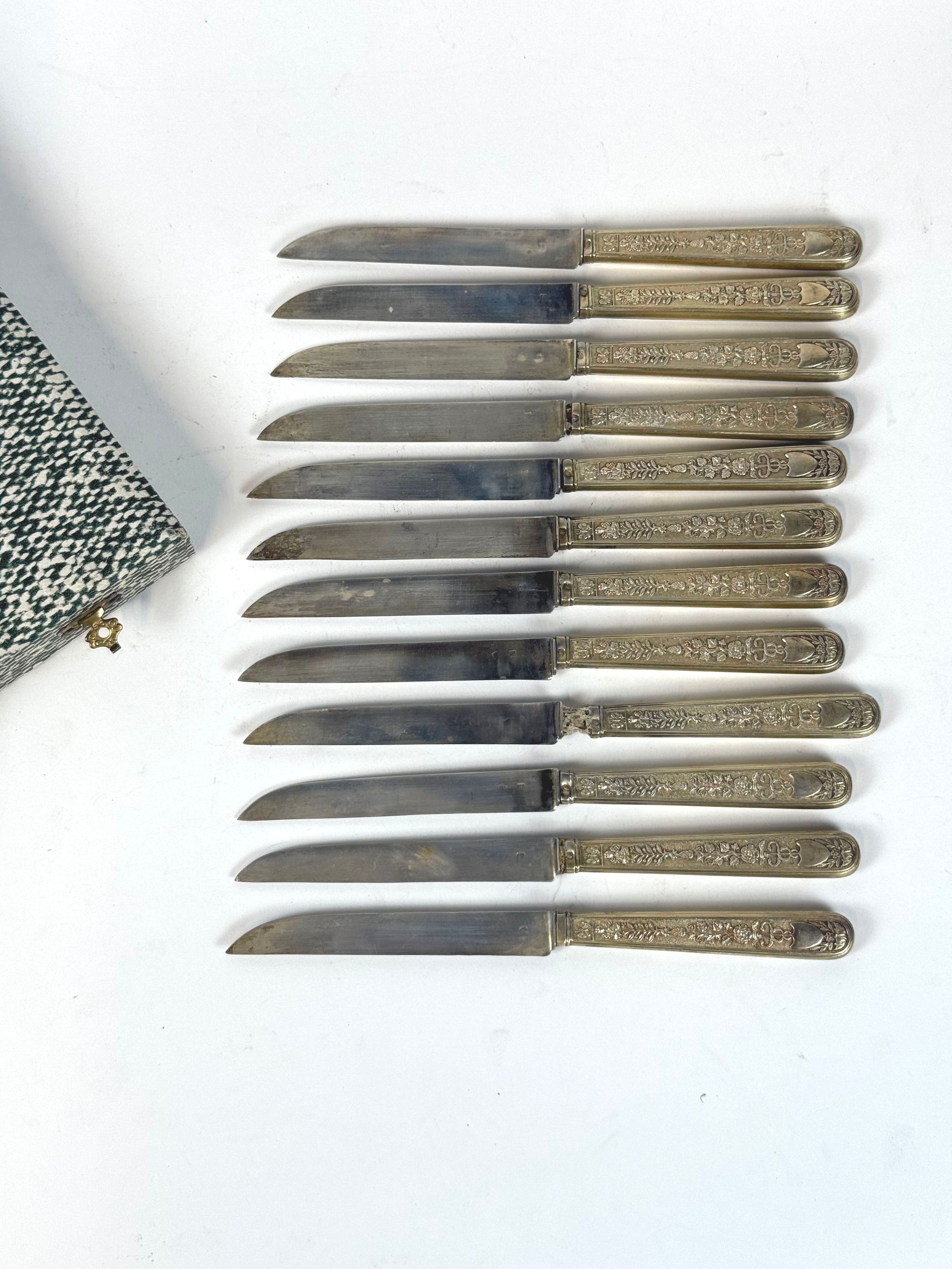 Deux paires de créoles en or jaune (750 millièmes). - Lazuli