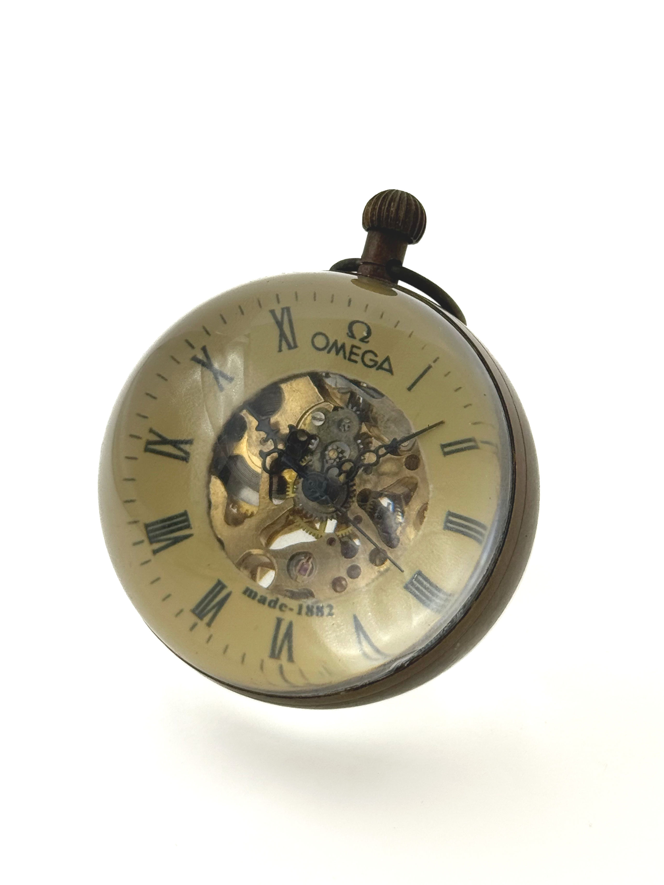 CESAREE Paris Important collier formé de dix rangs de quartz oeil de chat et perles noires fantaisie. - Lazuli