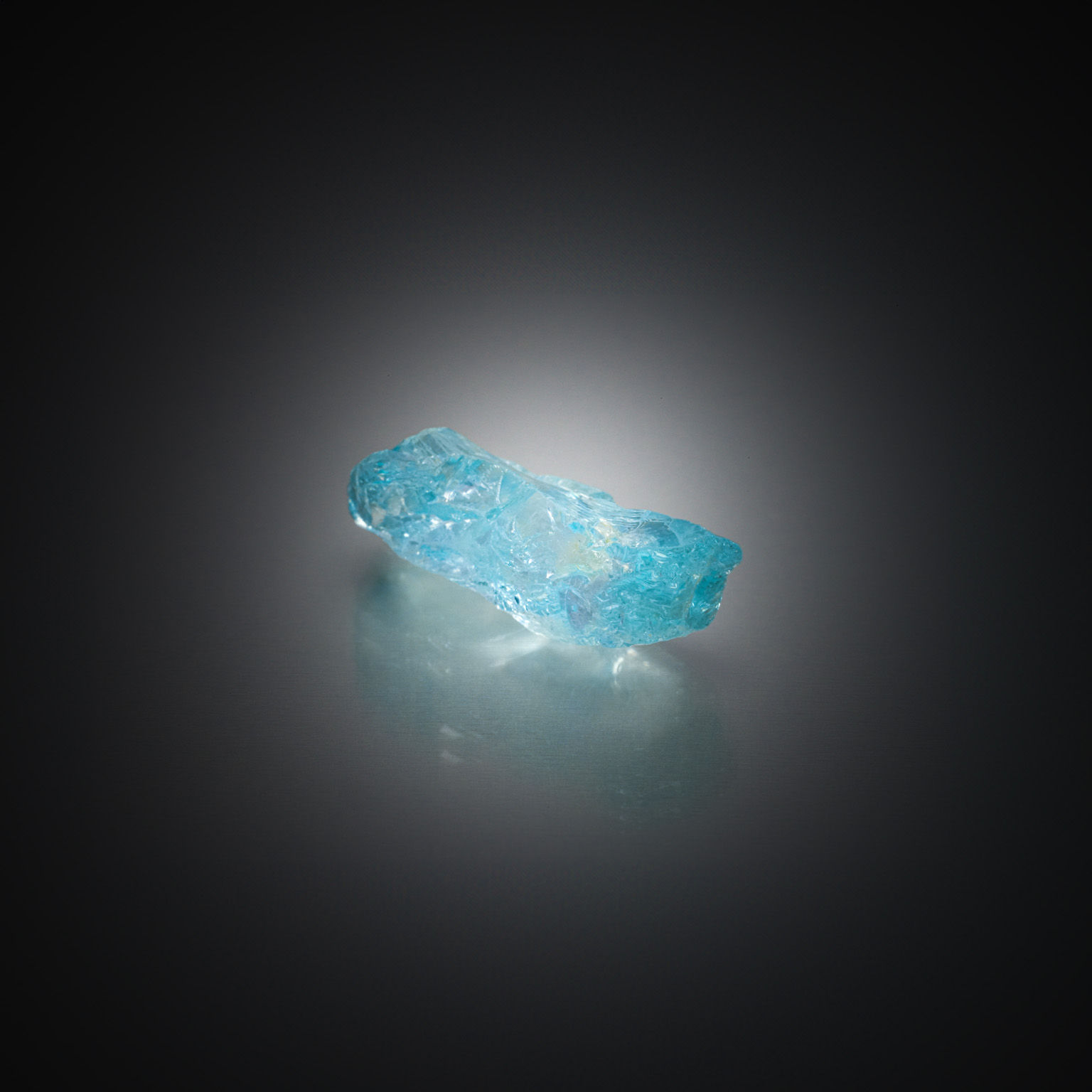 Rubis ovale sur papier. - Lazuli