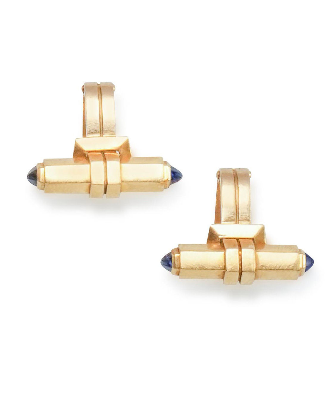 VAN CLEEF & ARPELS Paire de boutons de manchette en or jaune (750 millièmes) formé de bâtons hexagonaux ornés de deux saphirs en bouton-poussoirs. - Lazuli