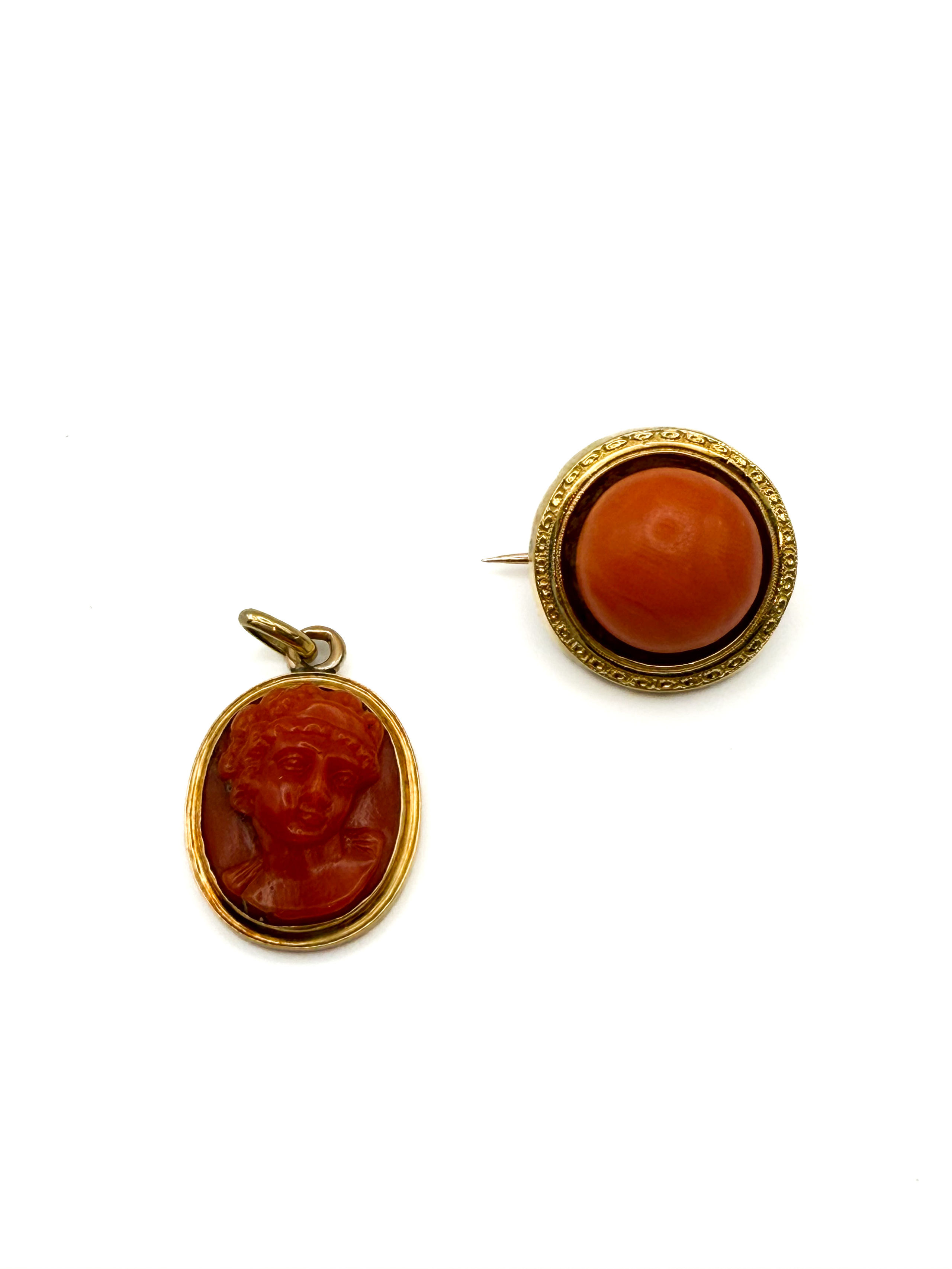 Monture de bague mouvementée en or gris (750 millièmes) ornée de brillants. Le chaton en serti griffes. - Lazuli