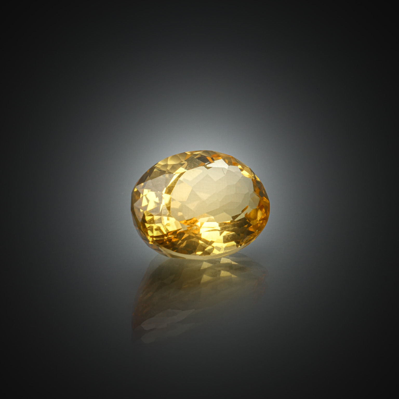 Tourmaline verte brute sur papier. - Lazuli