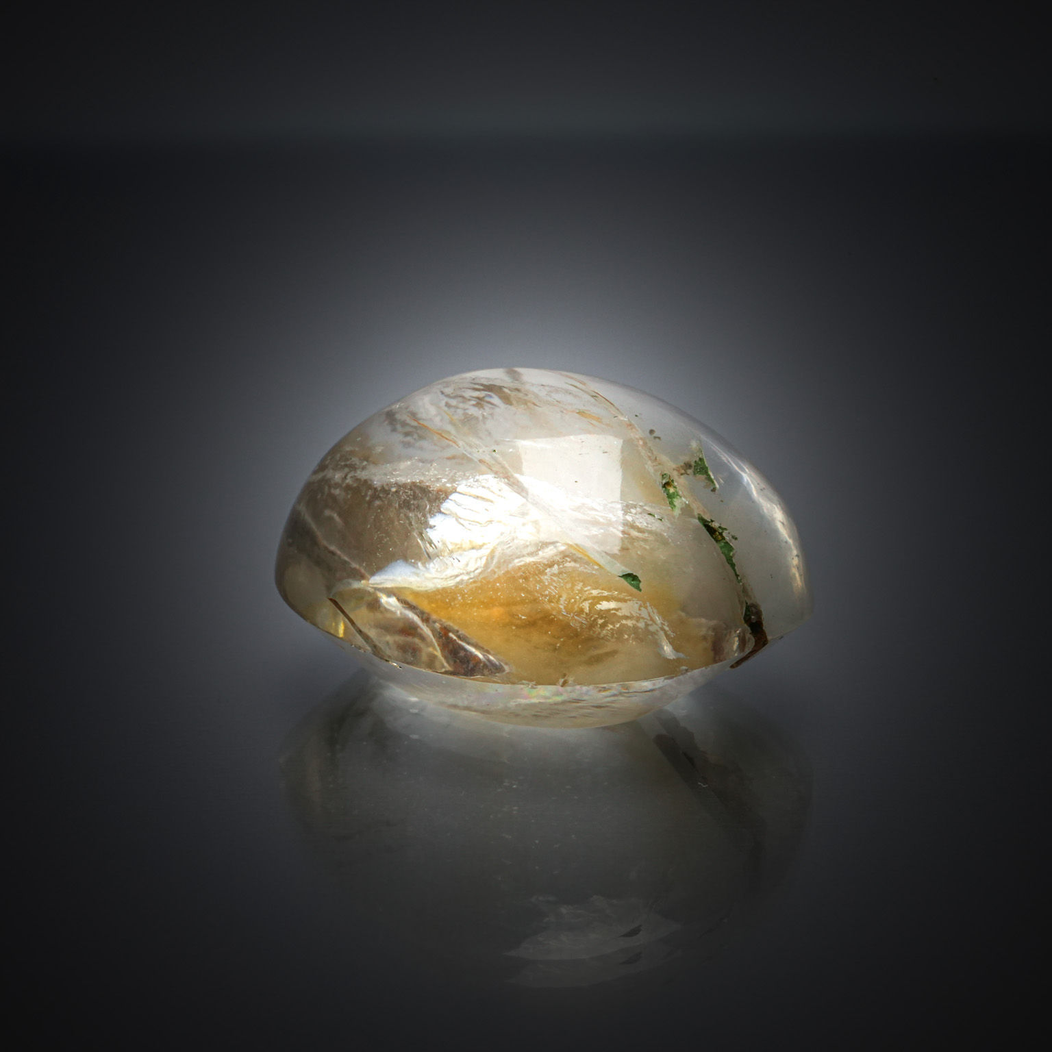 Opale matrix boulder poire cabochon sur papier. - Lazuli