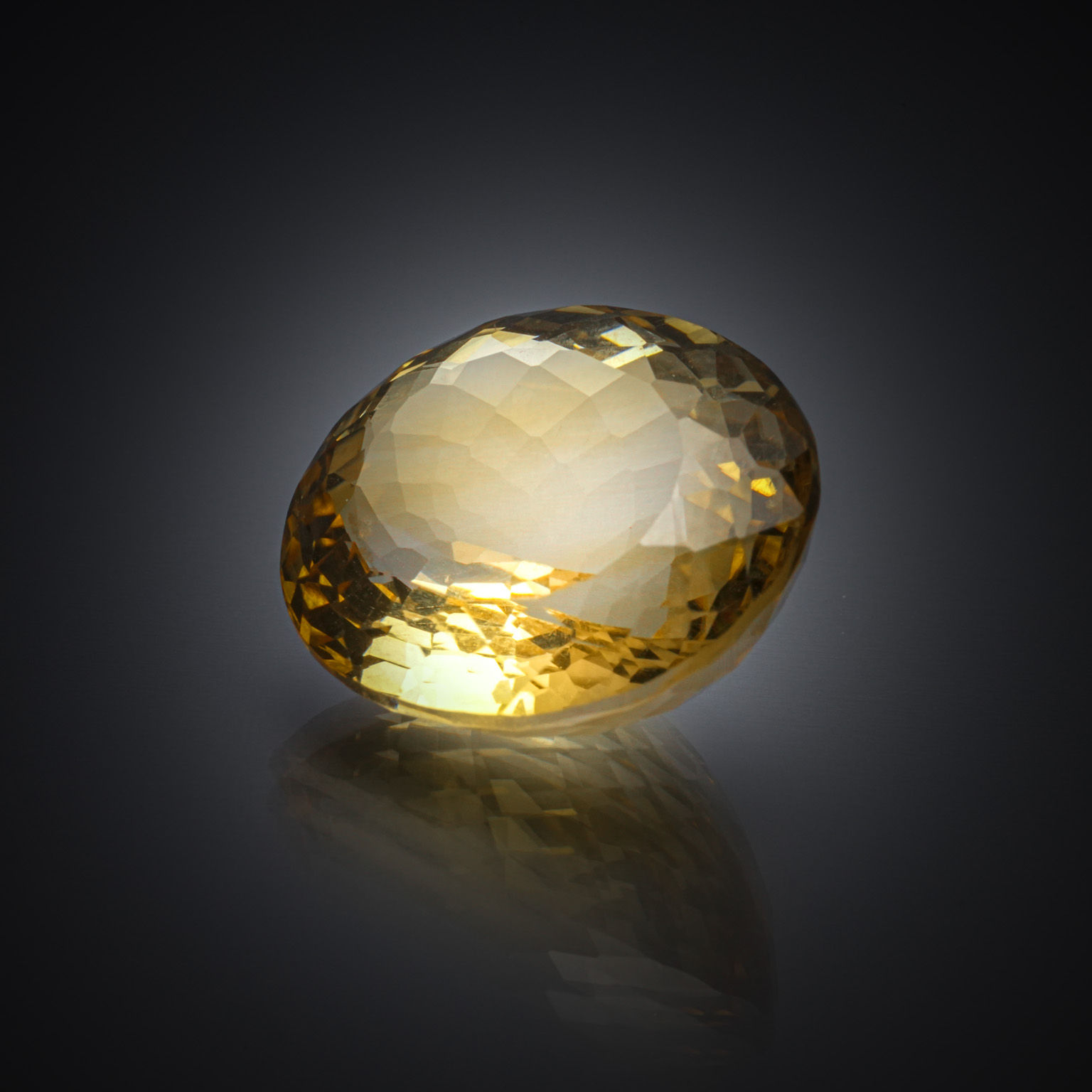 Citrine ovale sur papier. - Lazuli