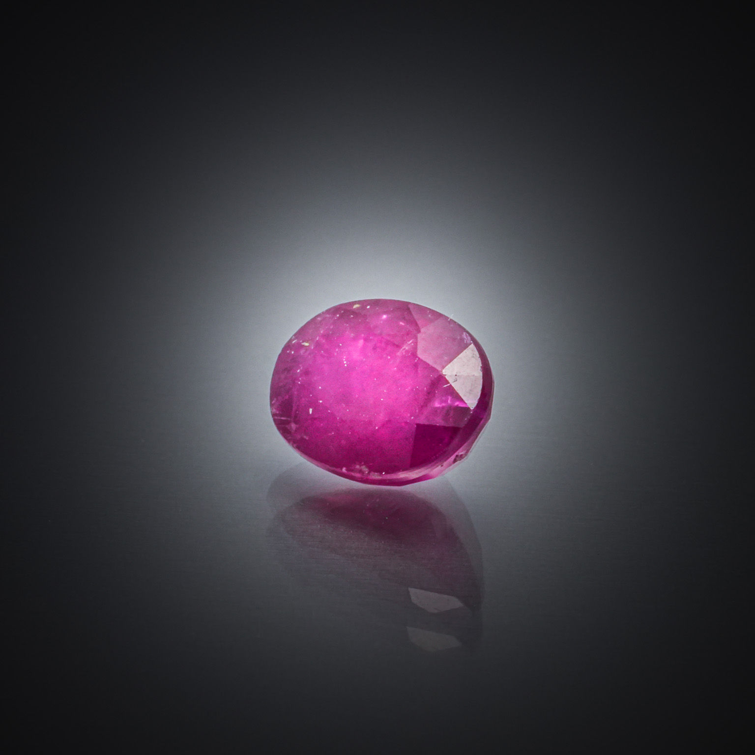 Lot de deux tourmalines ovales sur papier. - Lazuli