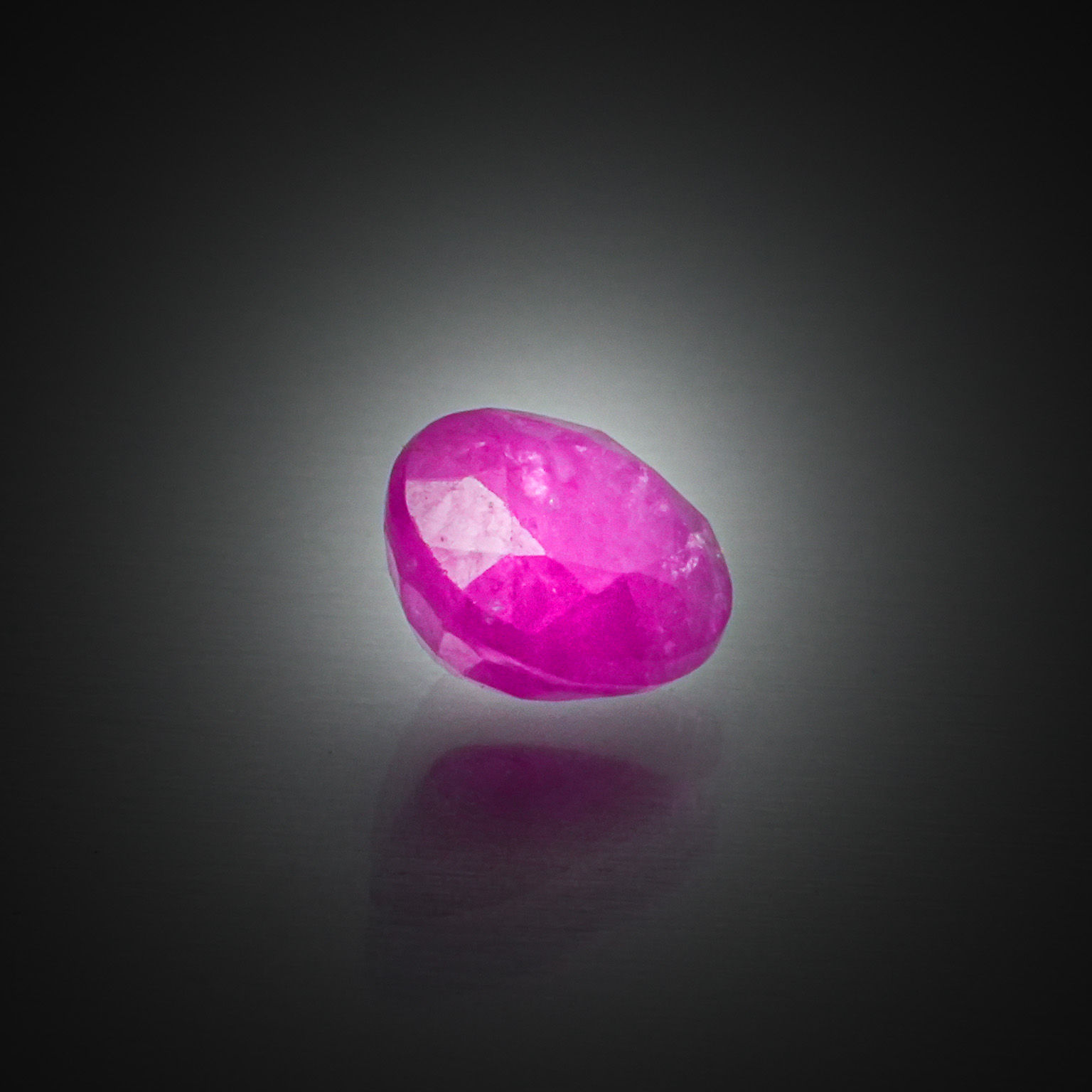 Scapolite trillion sur papier. - Lazuli