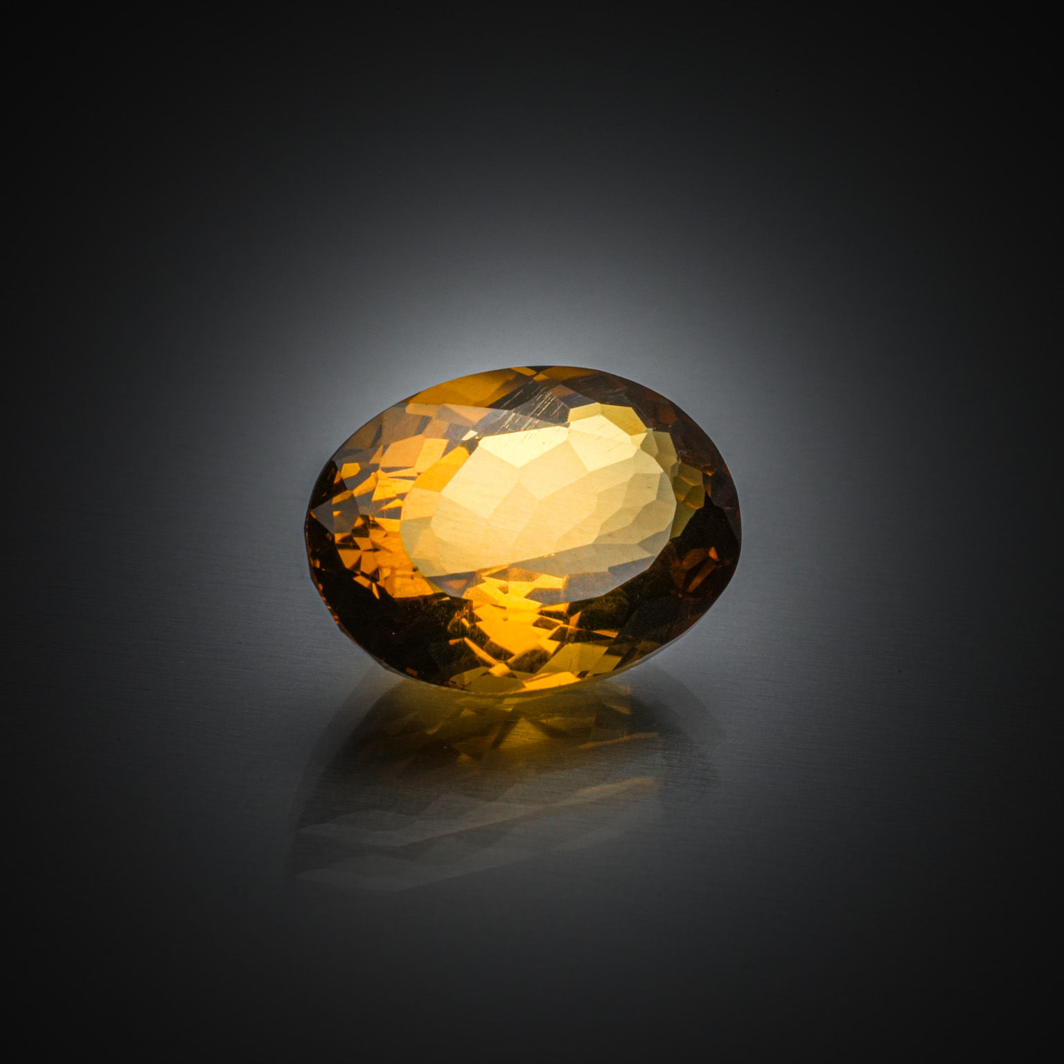 Topaze bleue (Sky Blue) octogonale sur papier. - Lazuli