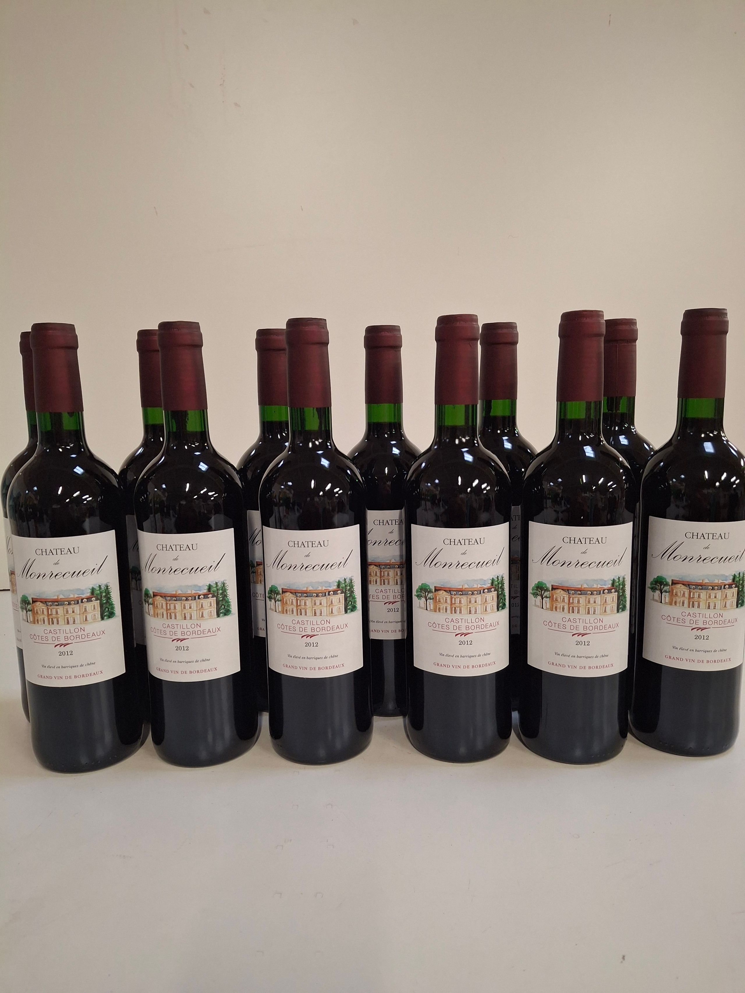12 Bouteilles Château de Monrecueil 2012 élevage en Barrique de Chêne Cotes de Bordeaux - Lazuli