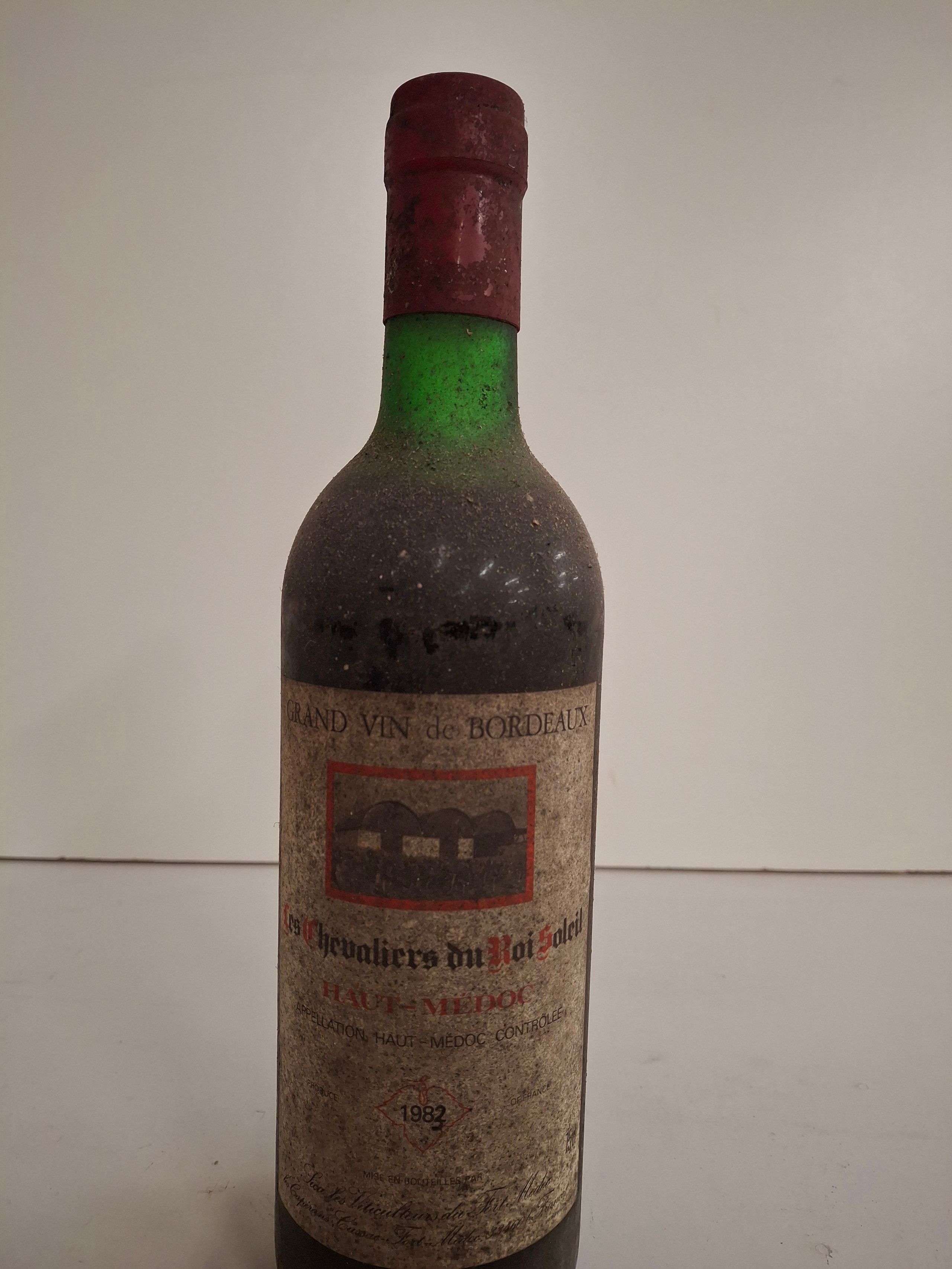 Bouteille Château d’Ardennes 1990 Grand vin des Graves propriétaire récoltant F et S Duberrey niveau bon, étiquette passée - Lazuli