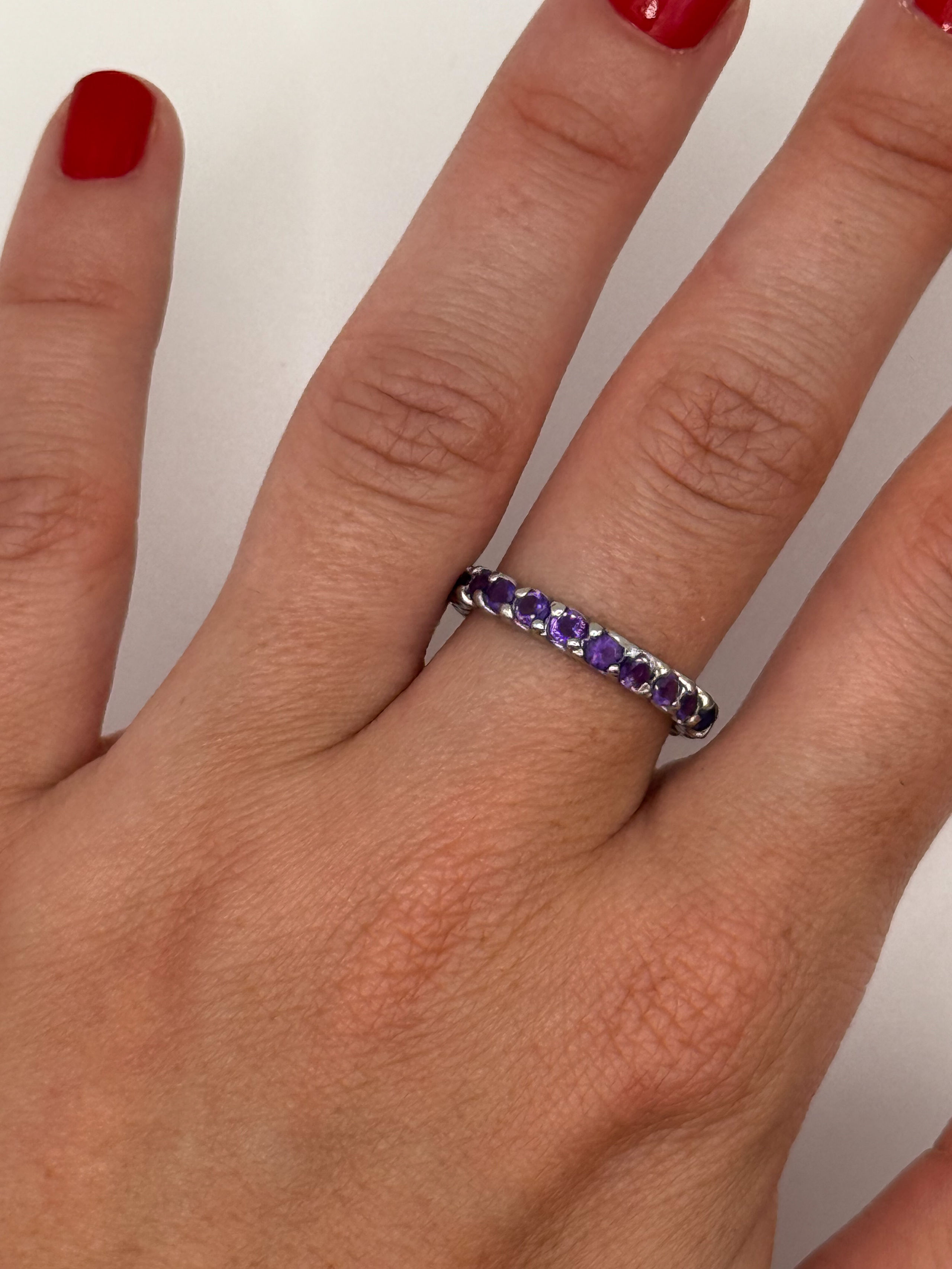 Bague en argent (925 millième) vermeillé ornée de cinq rubis ronds (traités) - Lazuli