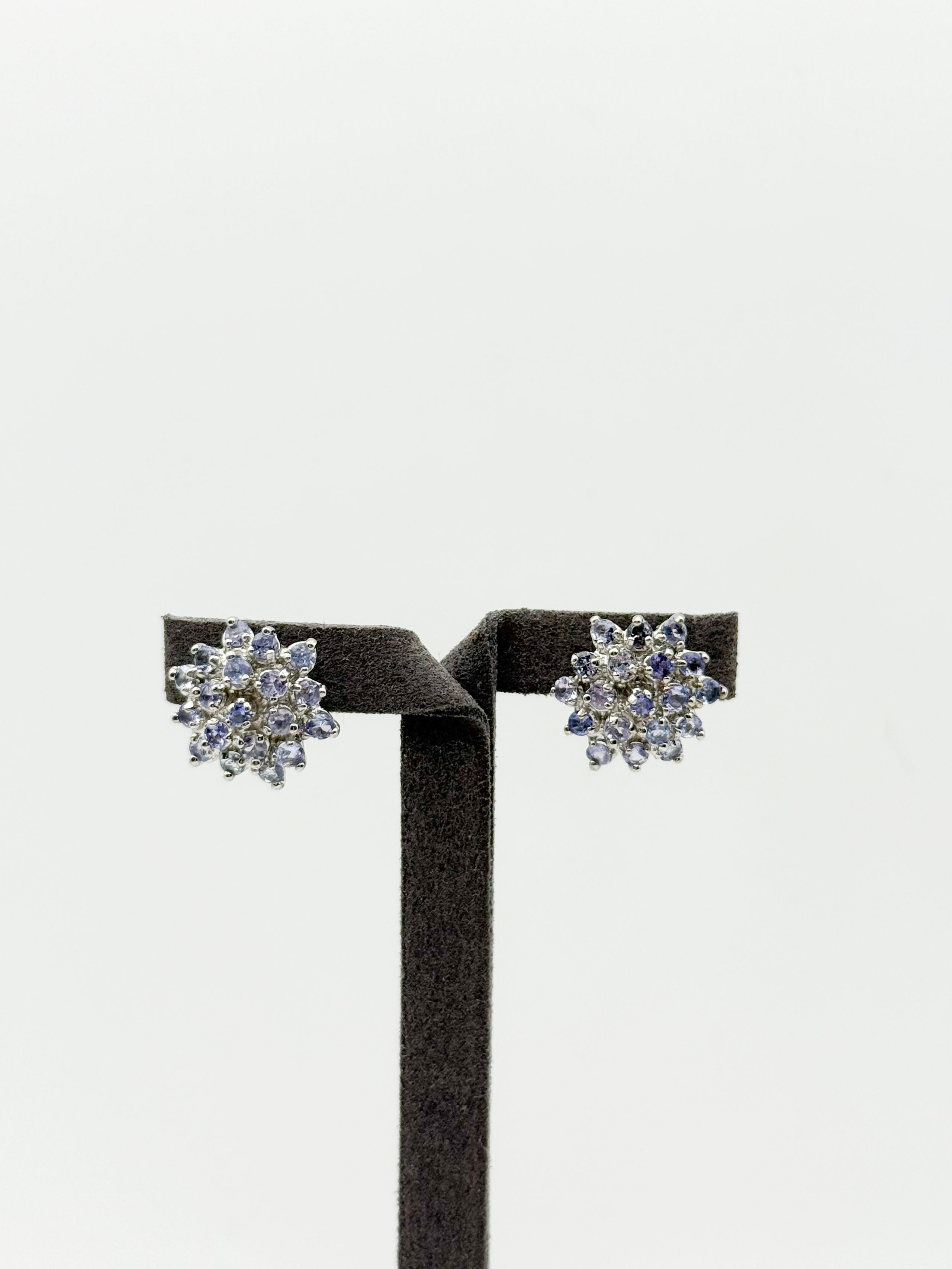 Bague en argent (925 millième) ornée de turquoise et pierres dures agglomérée cabochon. - Lazuli