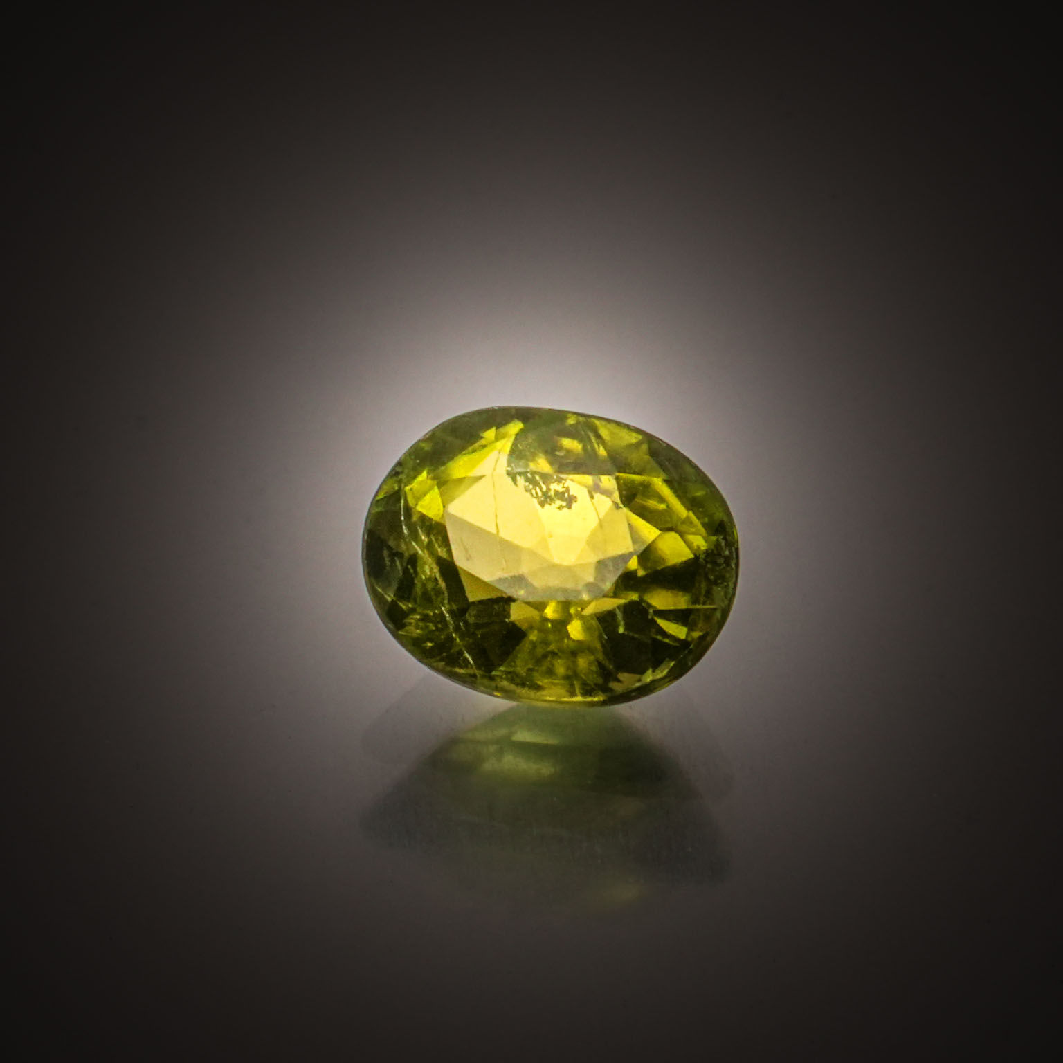 Appairage de diamants ronds sur papier. - Lazuli