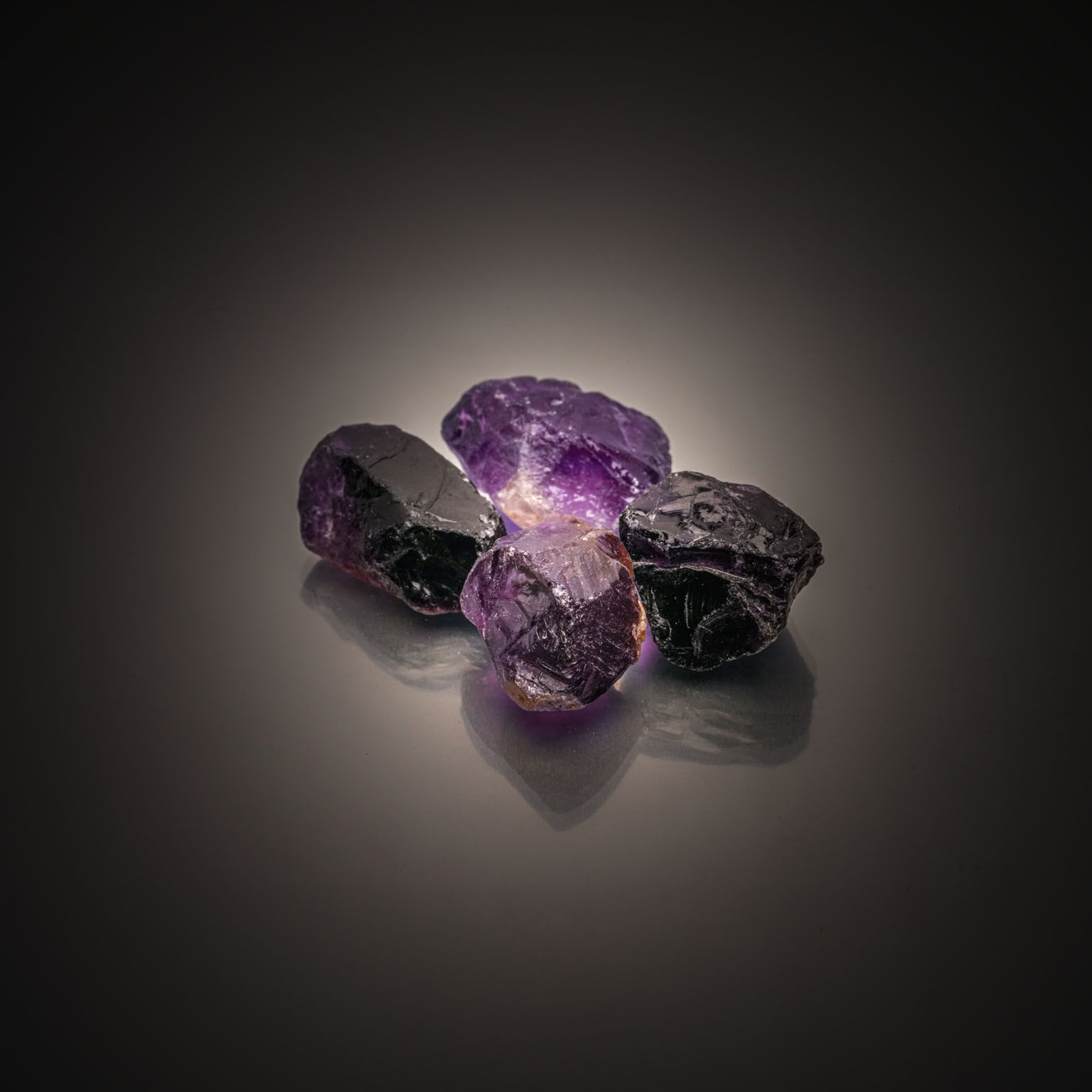 Rhodochrosite ovale cabochon sur papier. - Lazuli