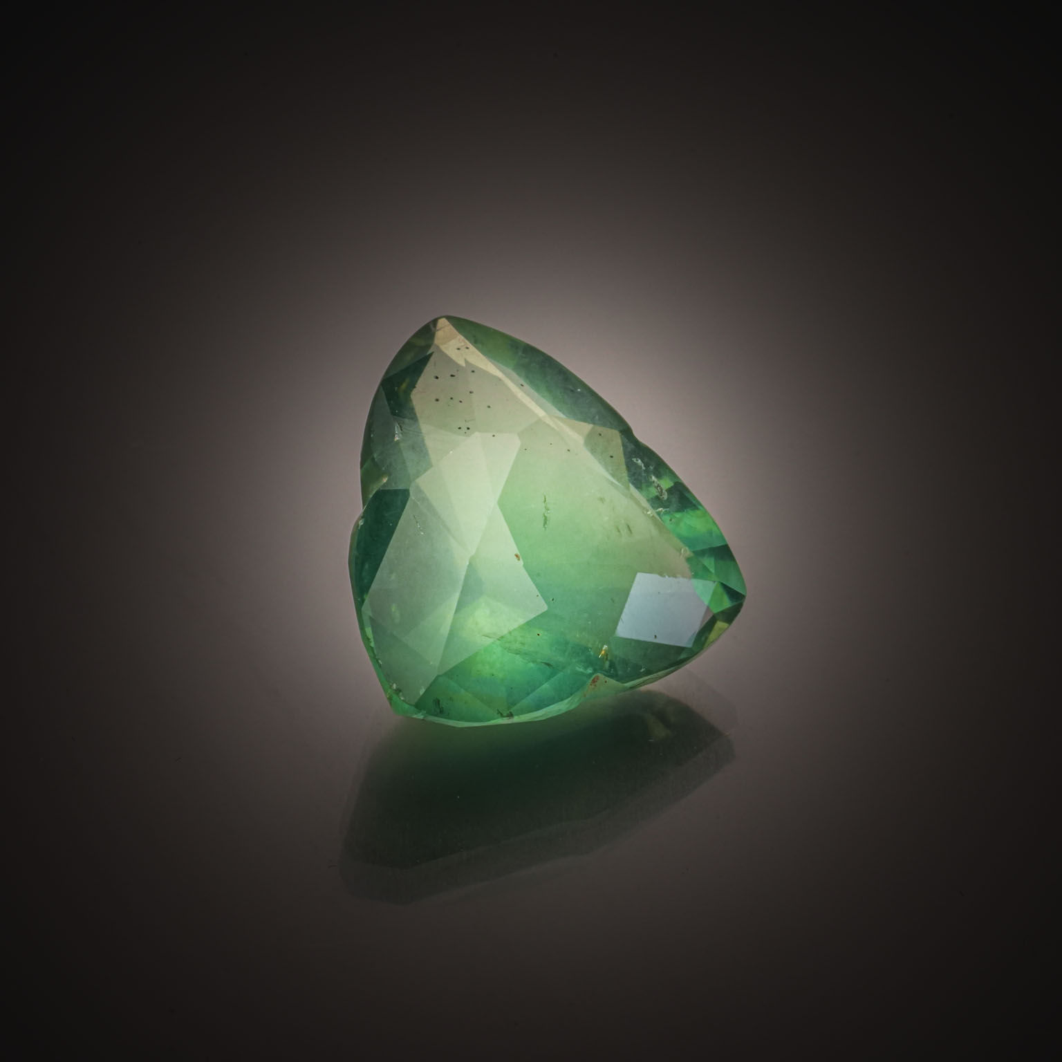 Appairage d&rsquo;améthystes ovales cabochons sur papier. - Lazuli