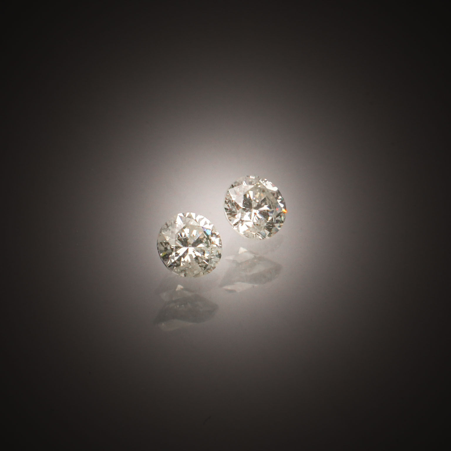 Amétrine sur papier. - Lazuli