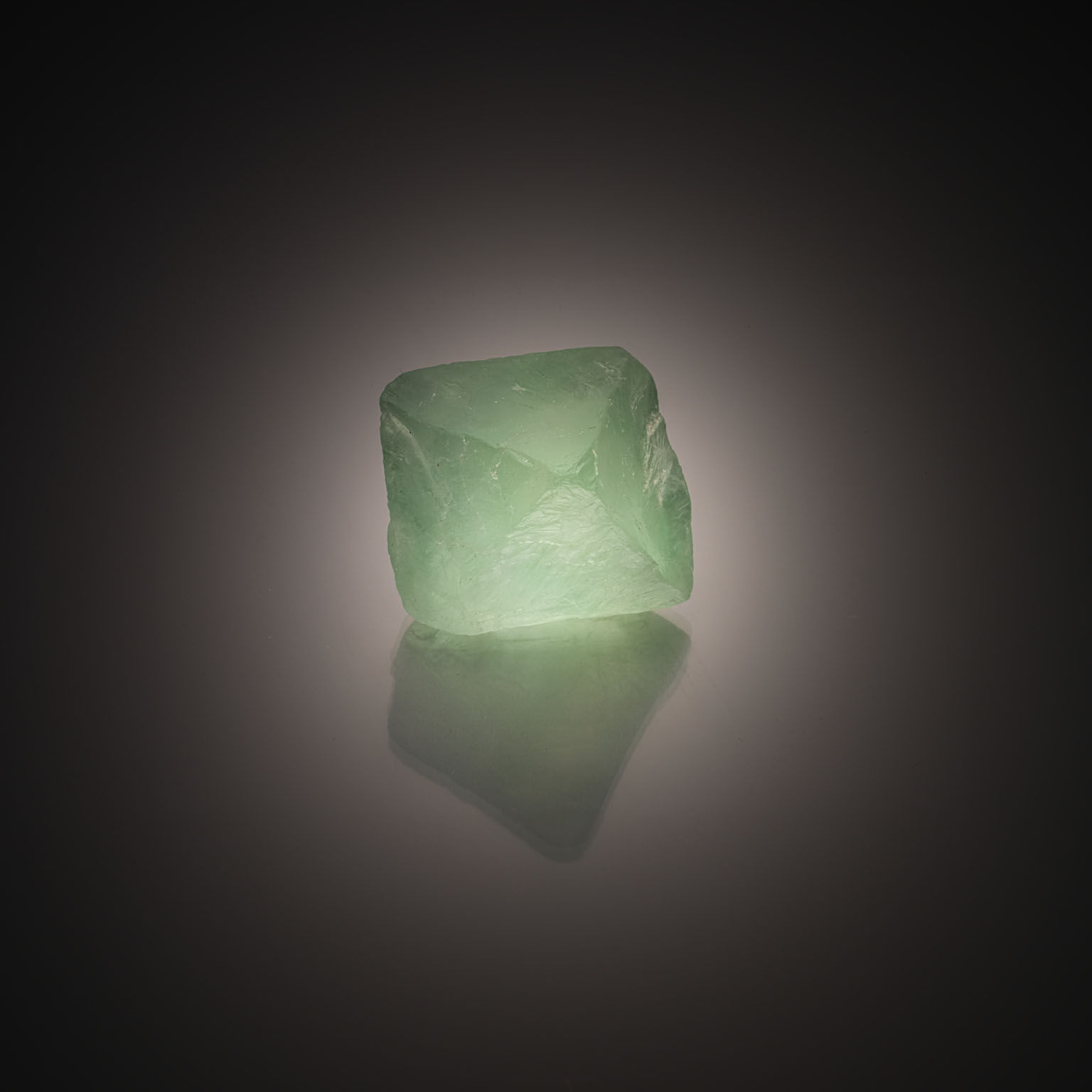 Lot de saphirs padparascha ronds sur papier. - Lazuli