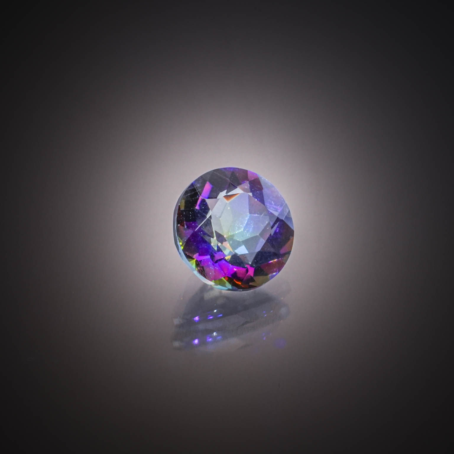Fluorite bleue coussin sur papier. - Lazuli