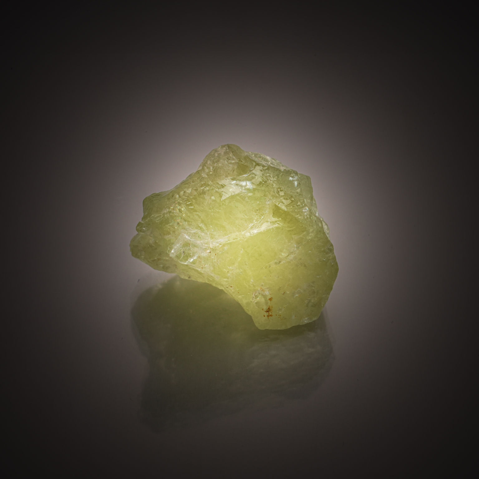 Citrine poire sur papier. - Lazuli