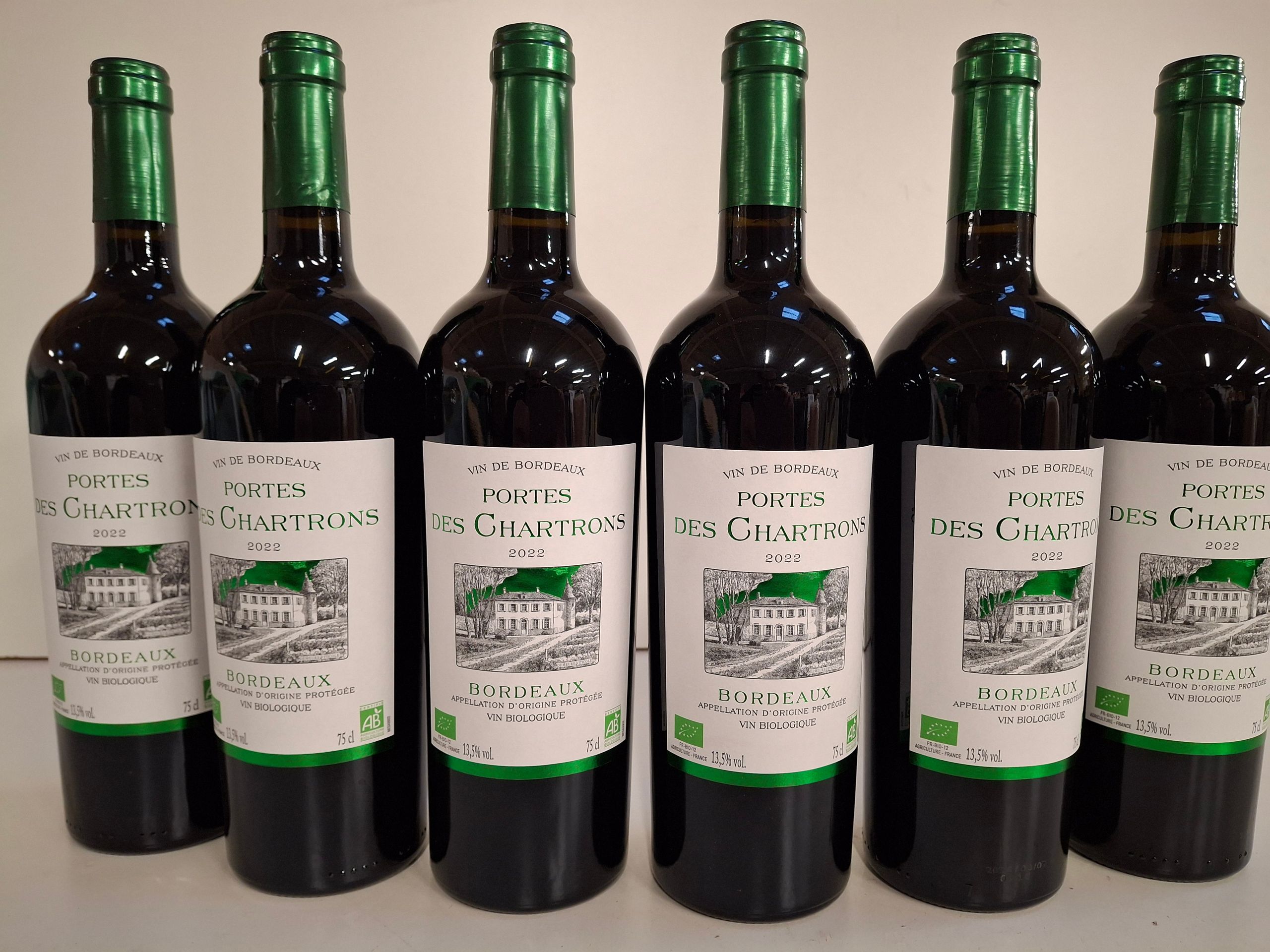 6 Bouteilles Bordeaux Rouge 2022 Les Portes des Chartrons issue d’une culture biologiques bouteilles lourdes - Lazuli