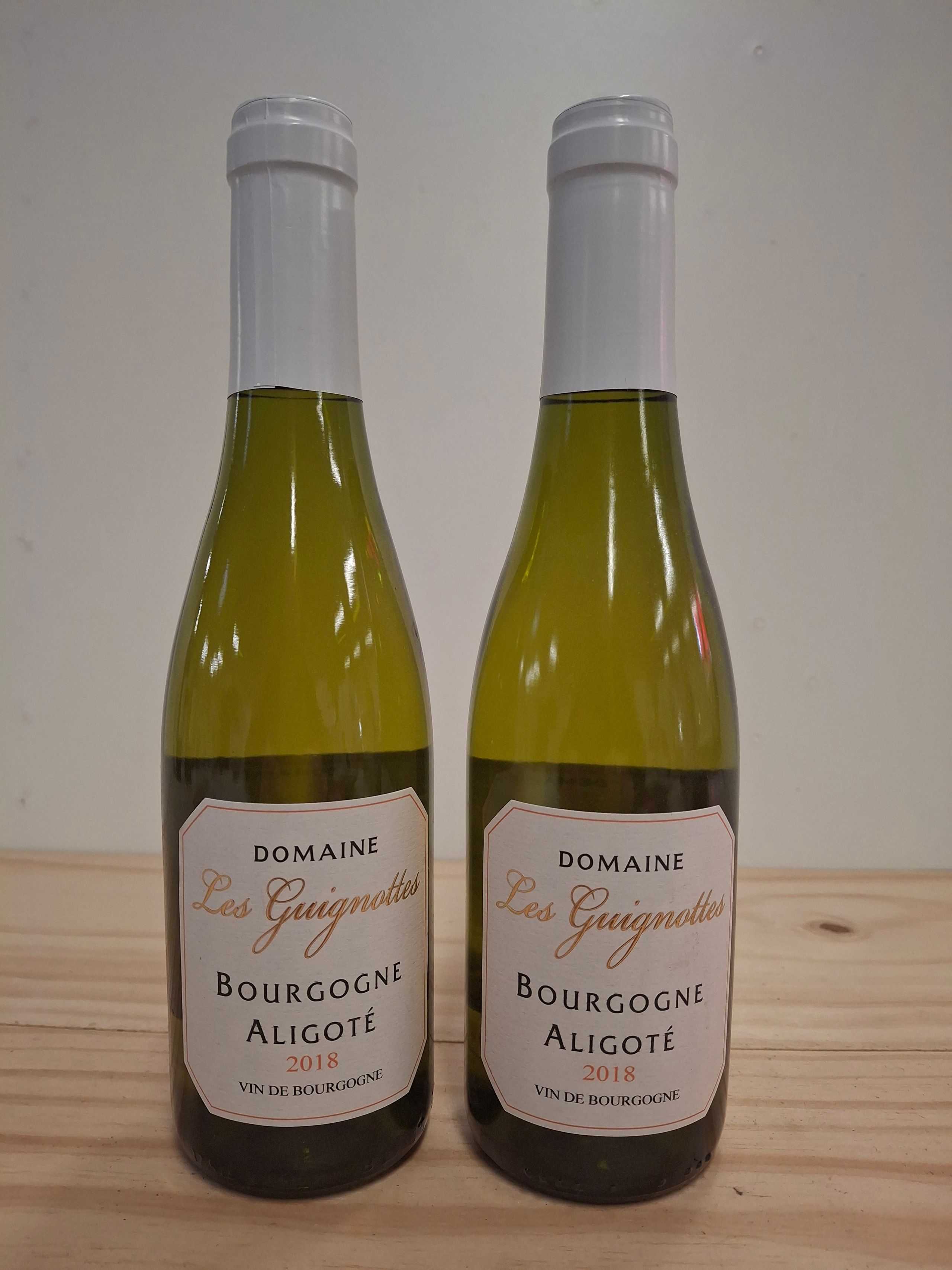 6 Bouteilles Champagne Naya de Rivière Brut Tradition champagne issu de 3 cépages champenois, valeur sûr de la gamme état parfait - Lazuli