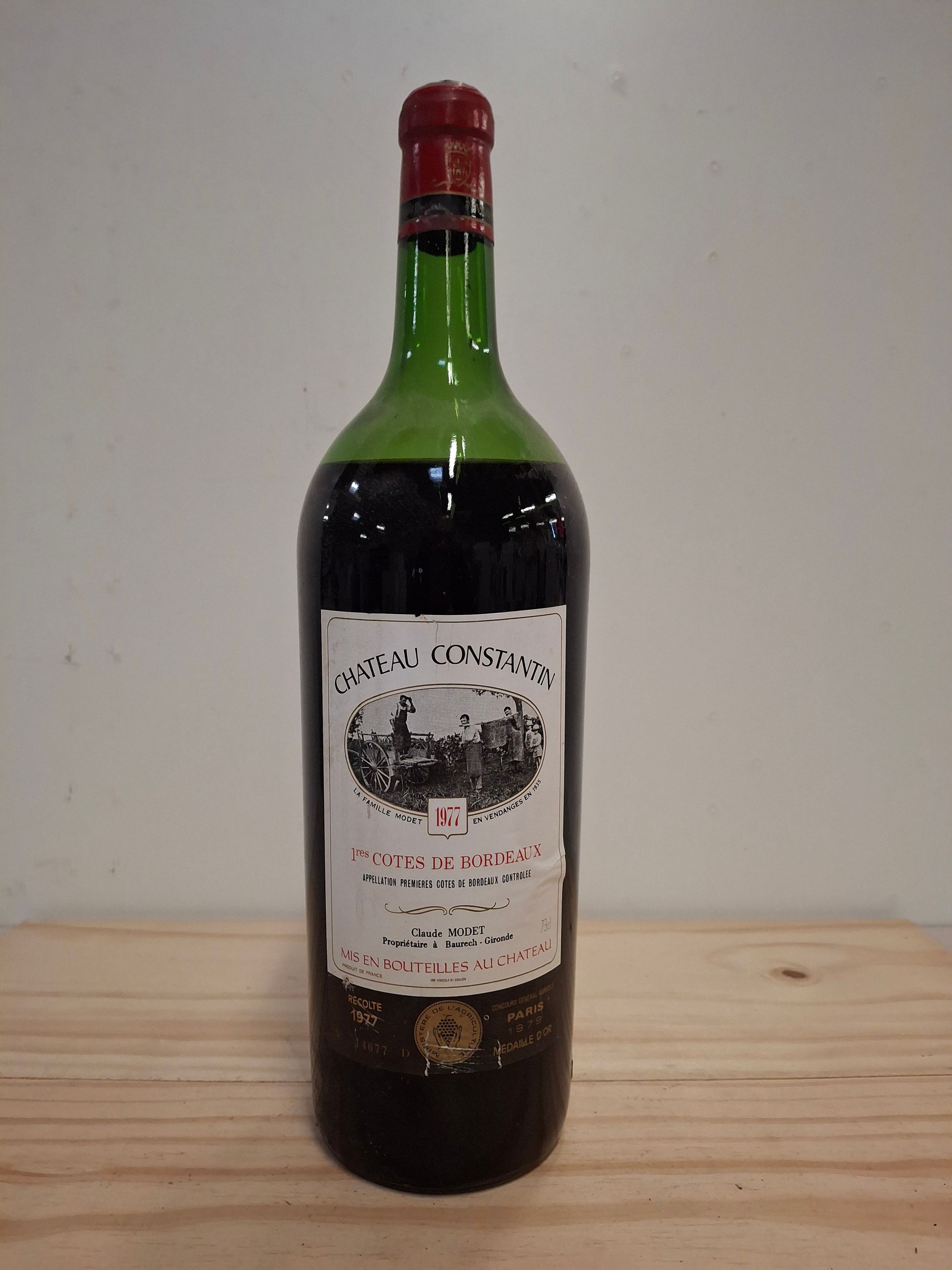 Lot comprenant 1 Château Côtes de la Mouteyre 1994 Saint Emilion Grand Cru Pierre Roques - Lazuli