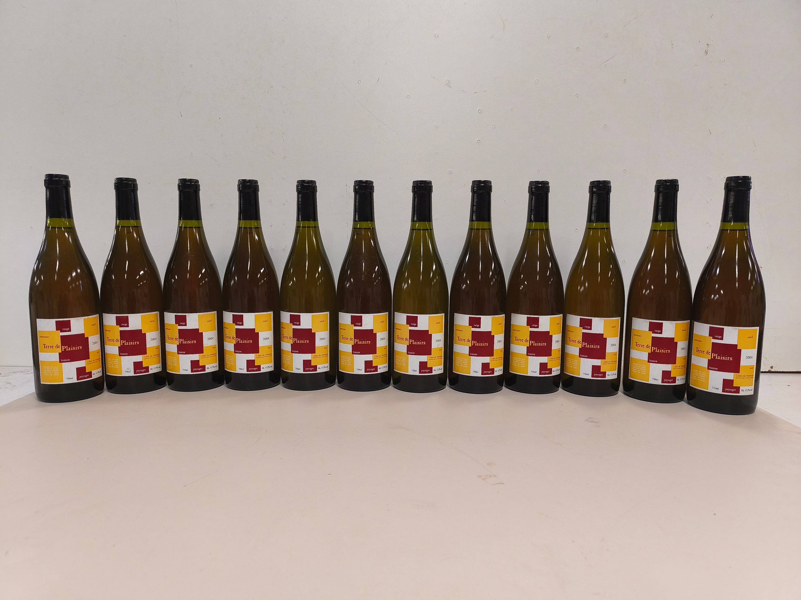 12 Bouteilles Côtes du Ventoux  2004 Château Valcombe Paul Jeune récoltant en l’état - Lazuli