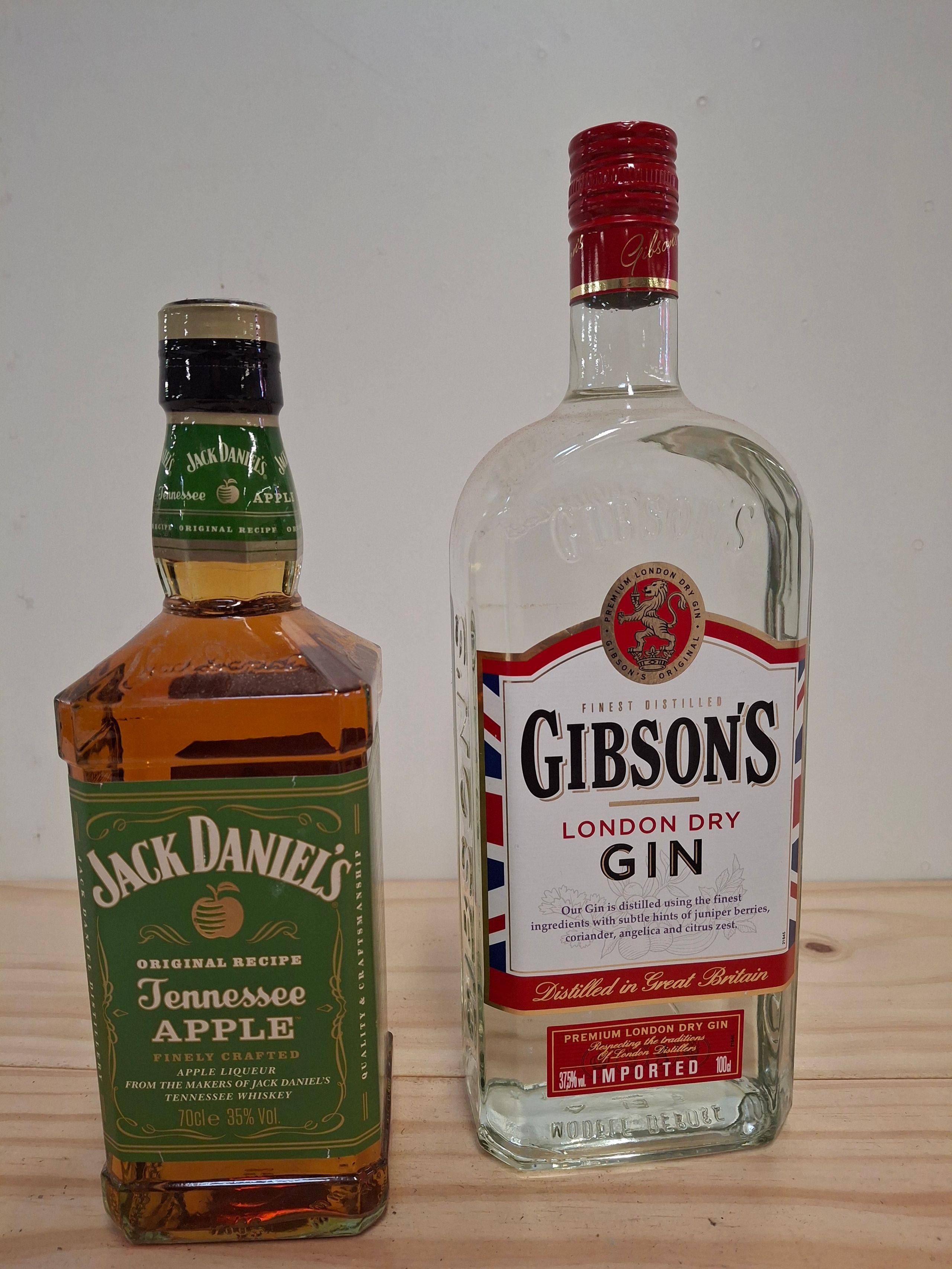 12 Bouteilles de méthode traditionnelle Rosé  « Rose Gold » vignoble de St Tropez, Vin rosé pétillant élégant. - Lazuli