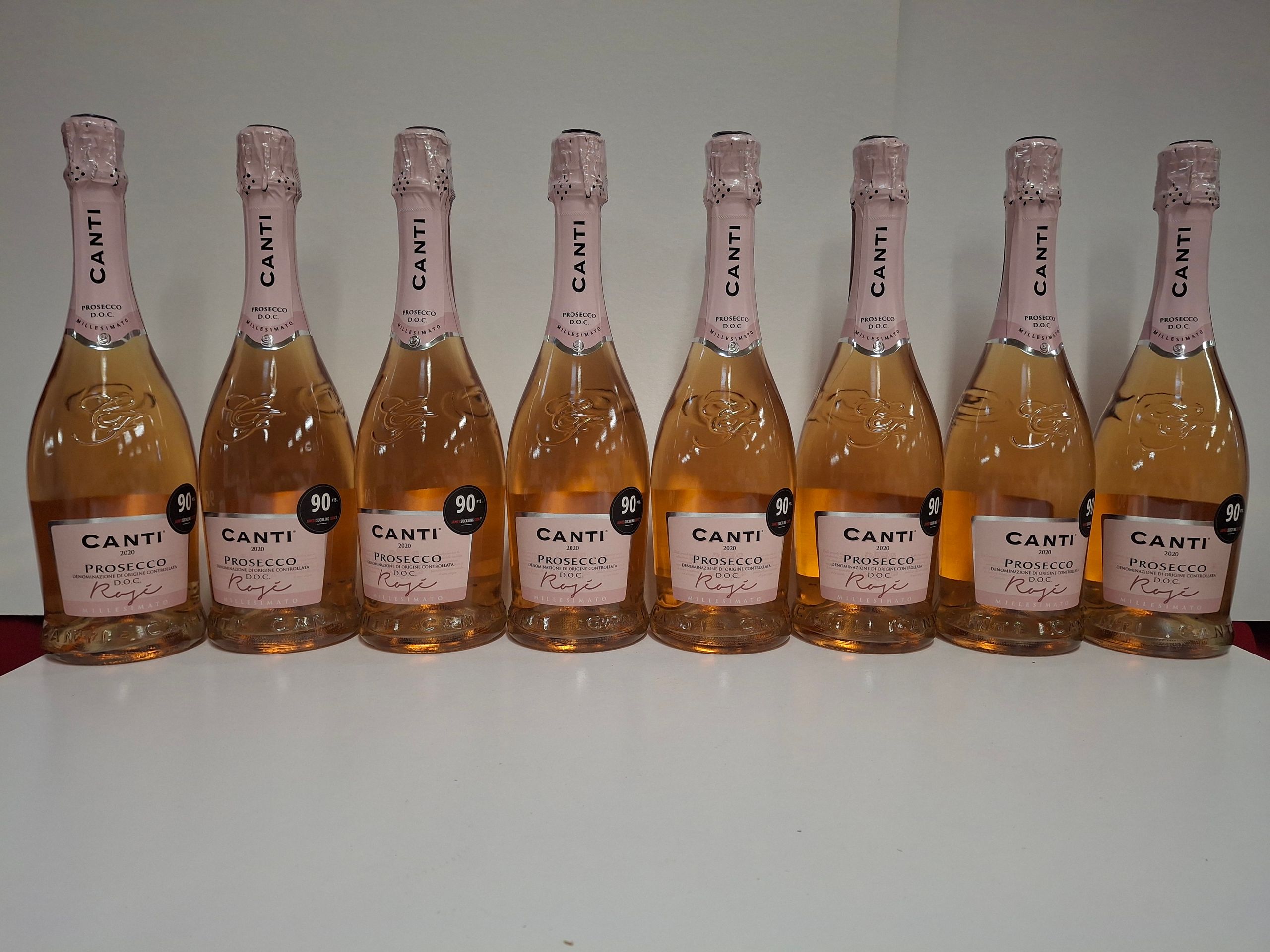 1 Bouteille Chevrey Chambertin 1982 Vin Sélectionné en 1984 par les jurés-Gourmets de la Confrérie des Chevaliers du Tastevin par Alain Burguet récoltant - Lazuli