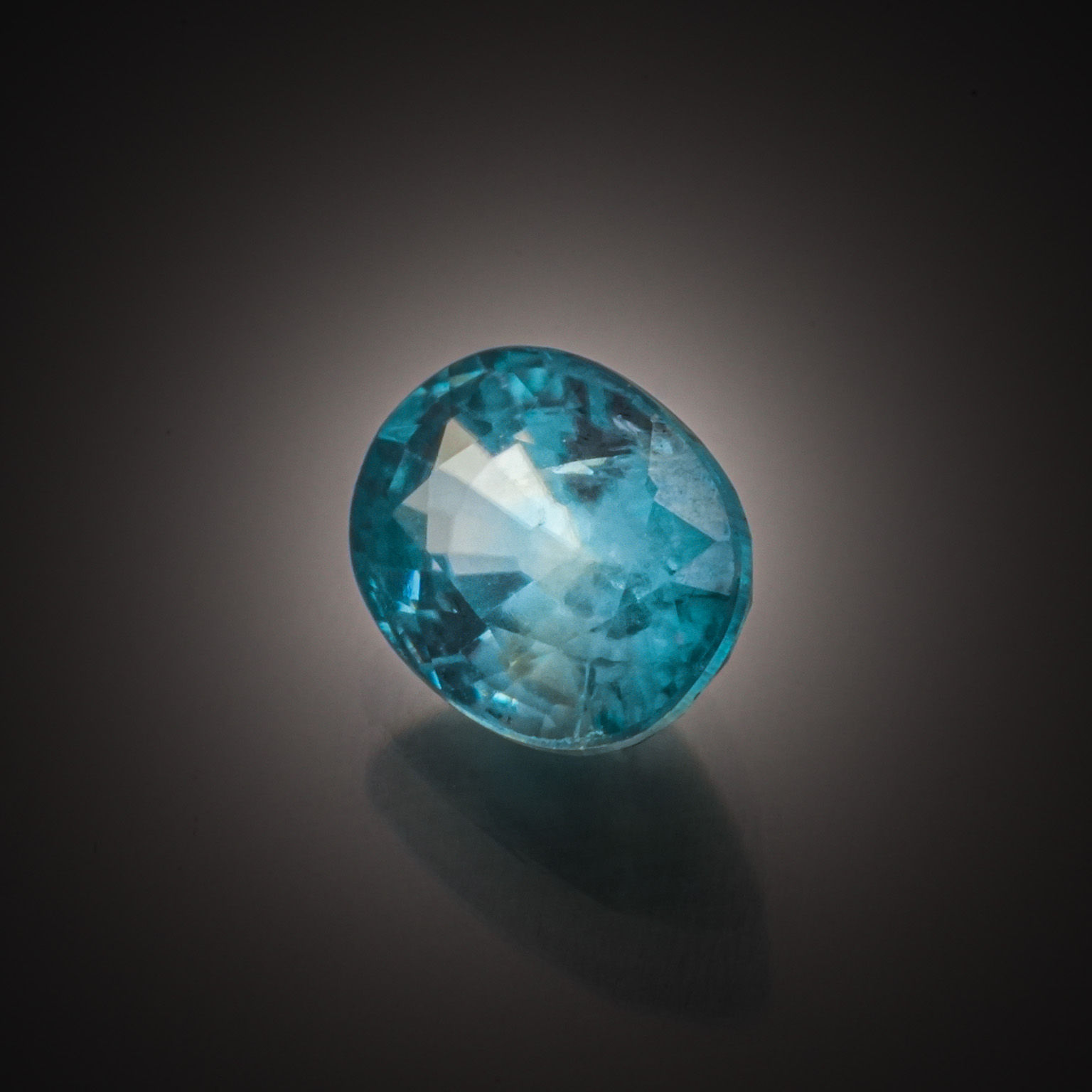 Lot de dix saphirs poires sur papier. - Lazuli