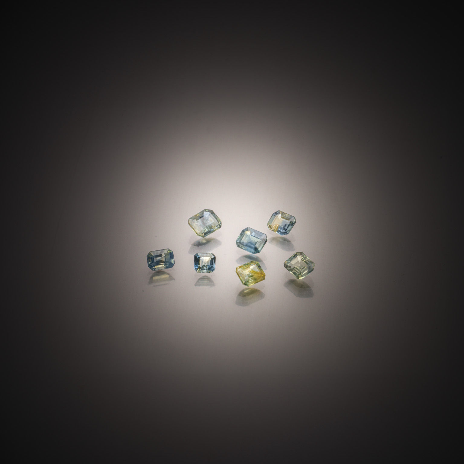 Rubis ovale sous scellé. - Lazuli