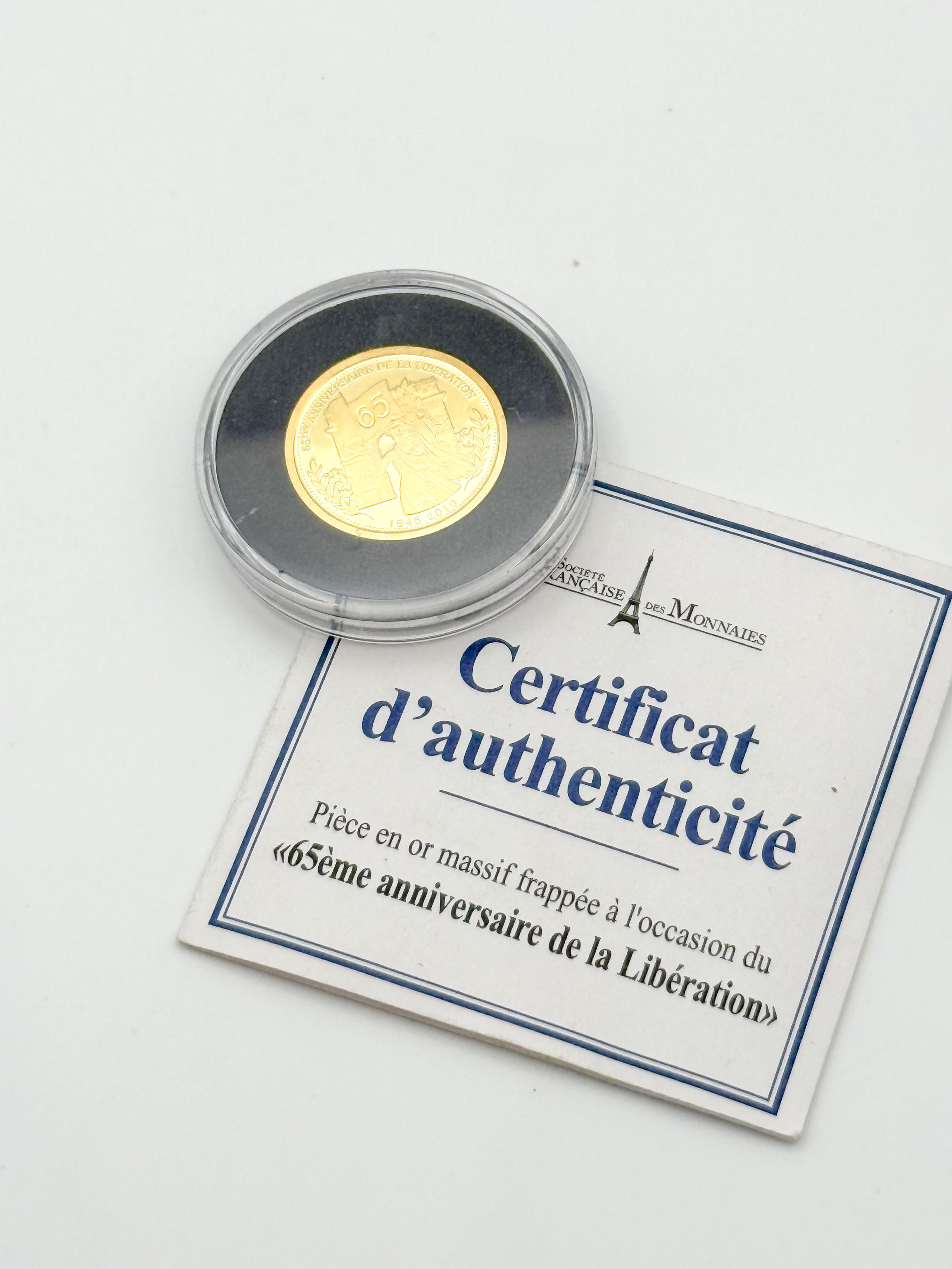 Pièce en or jaune (585 millièmes) « 65eme anniversaire de la Liberation » frappée en 25.000 exemplaires. - Lazuli
