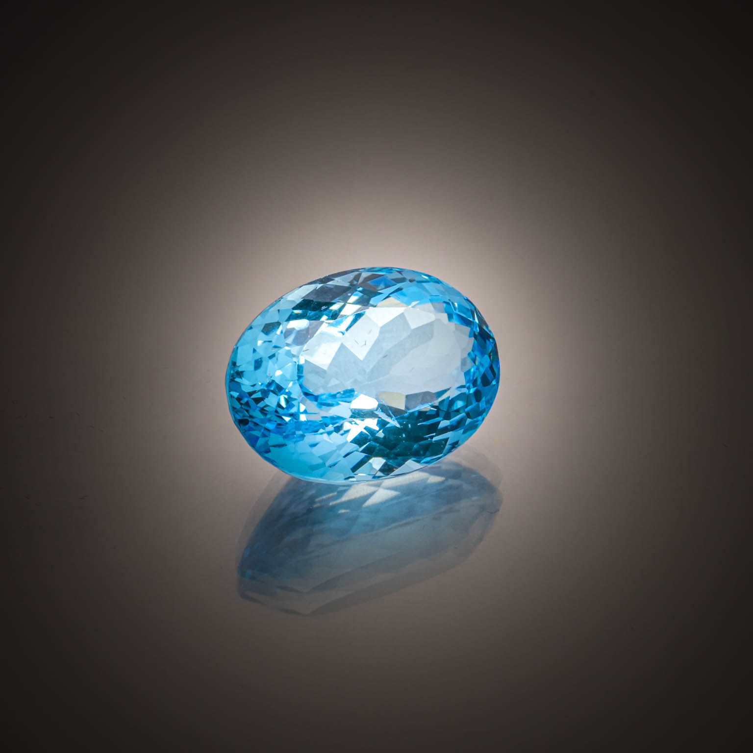 Grenat spessartite cœur sur papier. - Lazuli