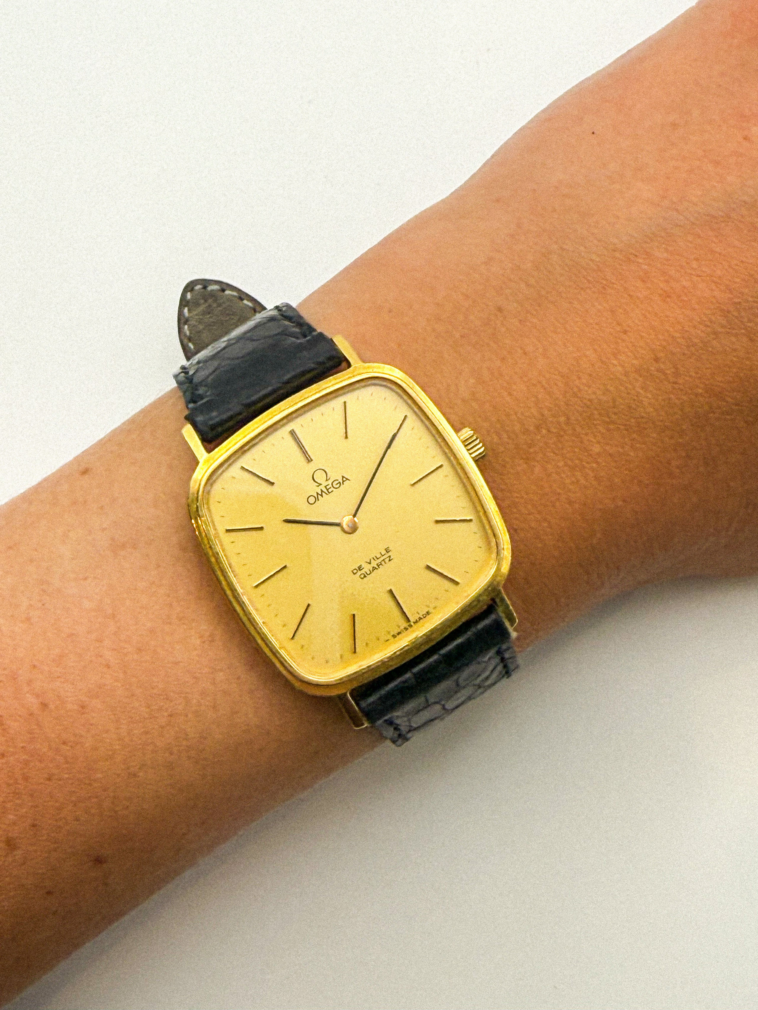 OMEGA – De Ville - Lazuli