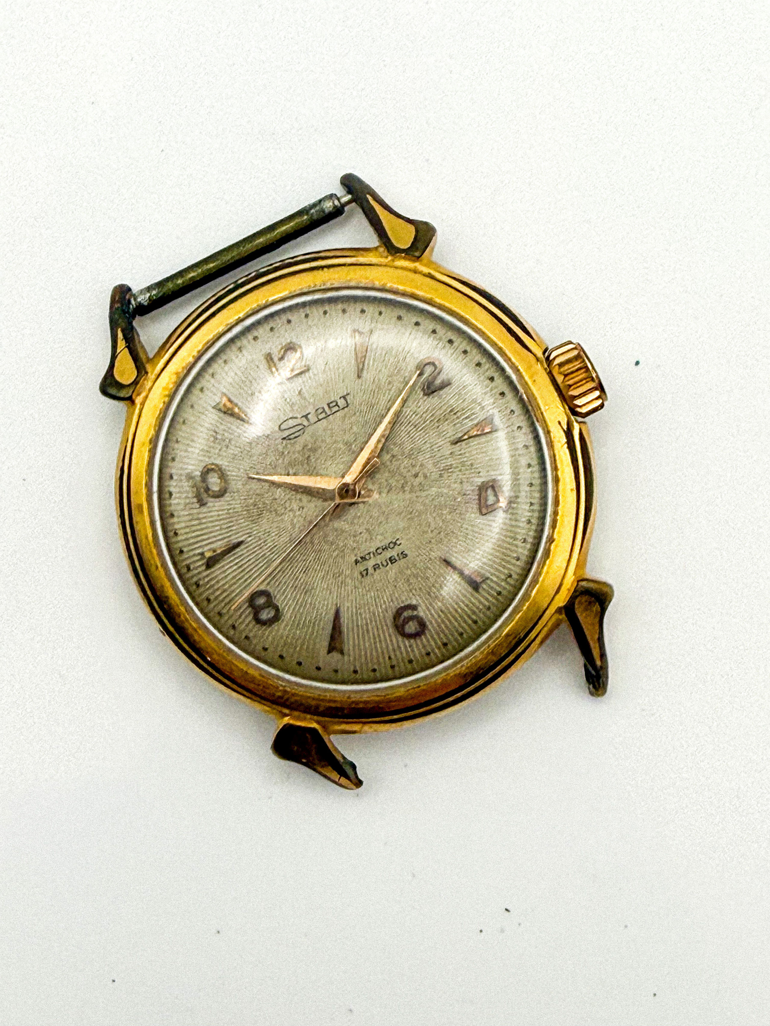 OMEGA – Genève - Lazuli