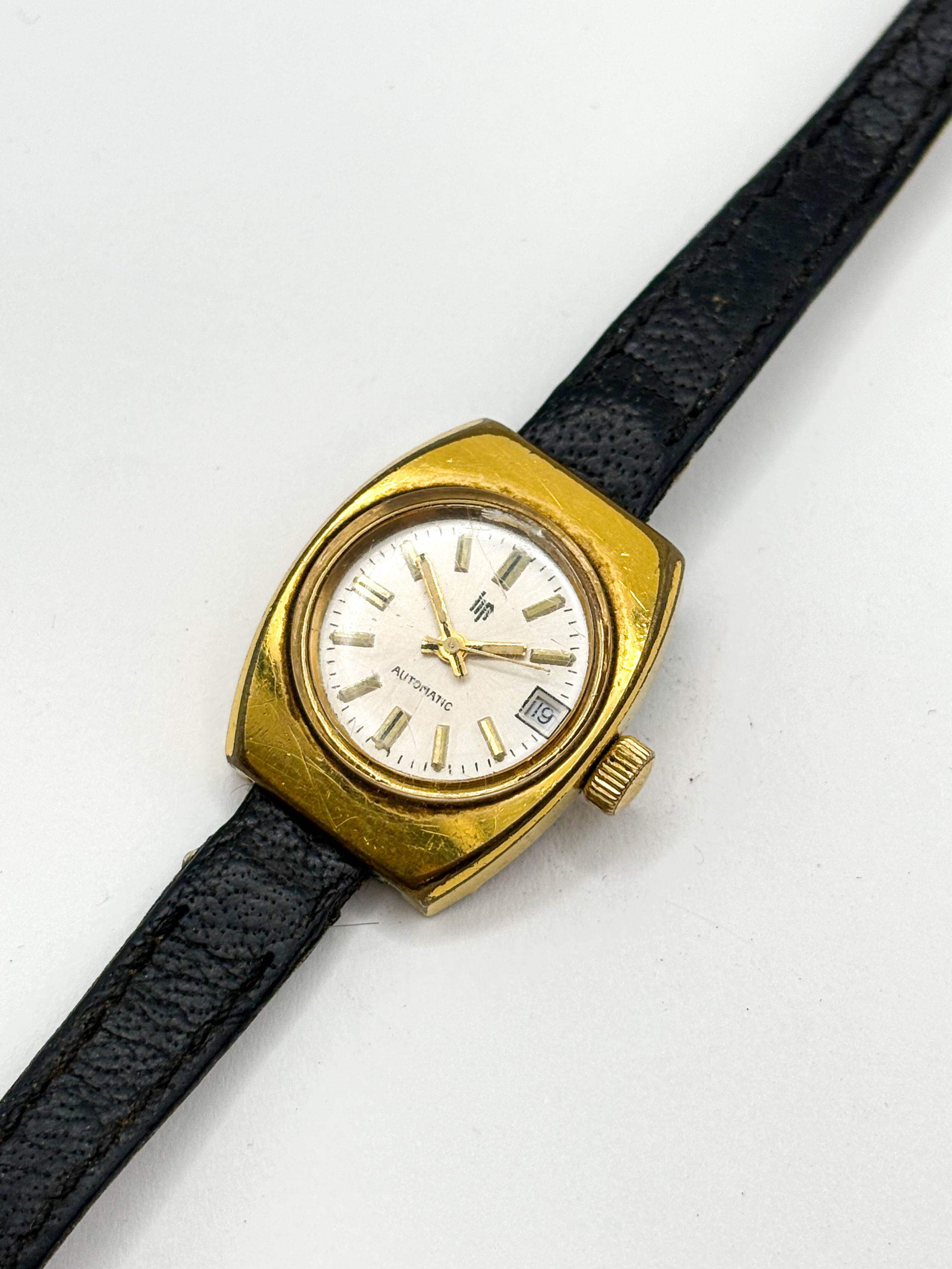 OMEGA – Genève - Lazuli